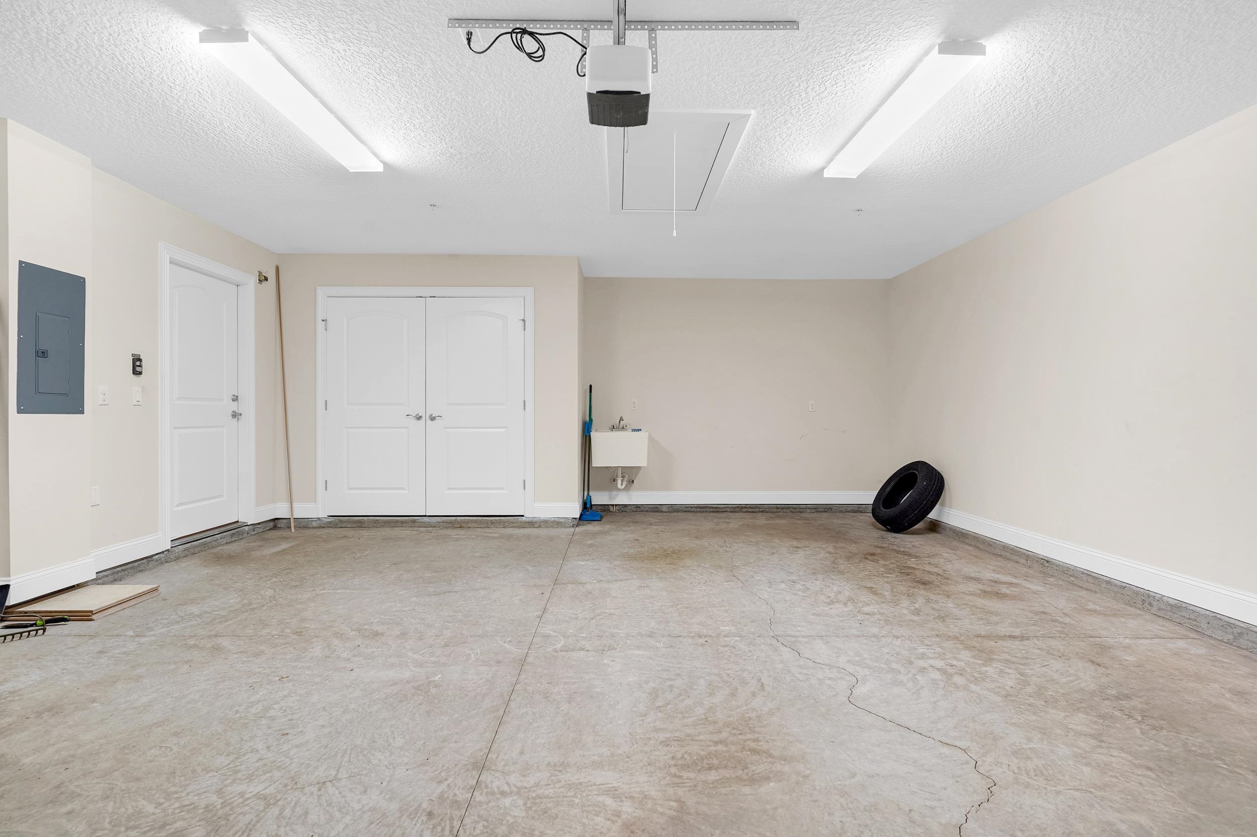 Image 25 of 40 For 35 Anacapa Ct