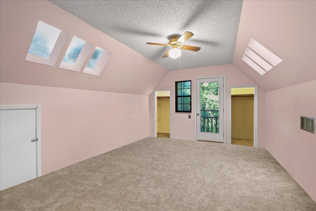 Image 21 of 42 For 3136 Country Creek Ln