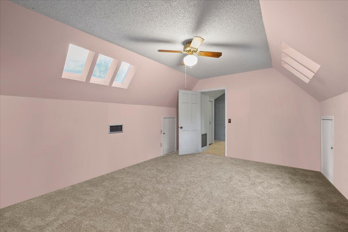 Image 22 of 42 For 3136 Country Creek Ln