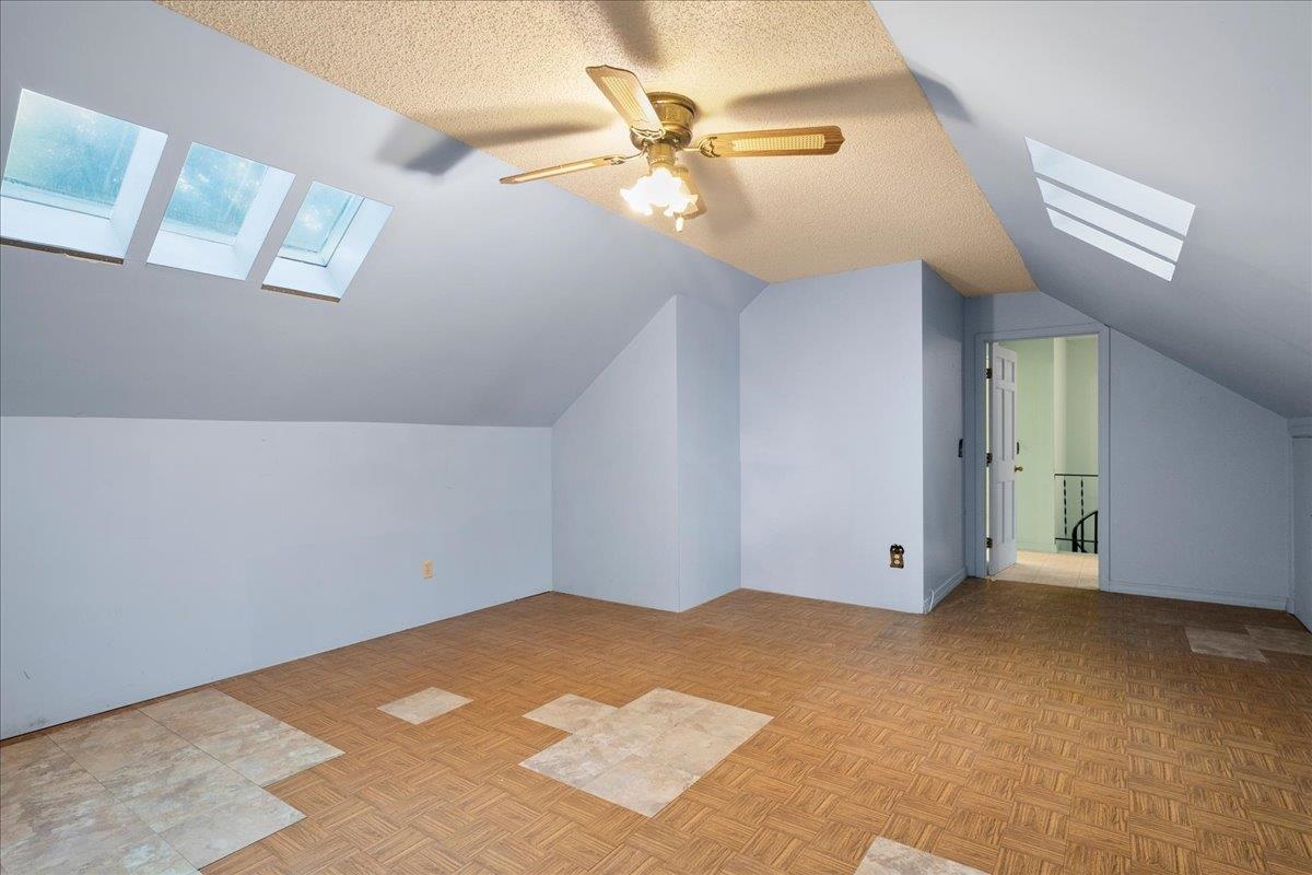 Image 24 of 42 For 3136 Country Creek Ln