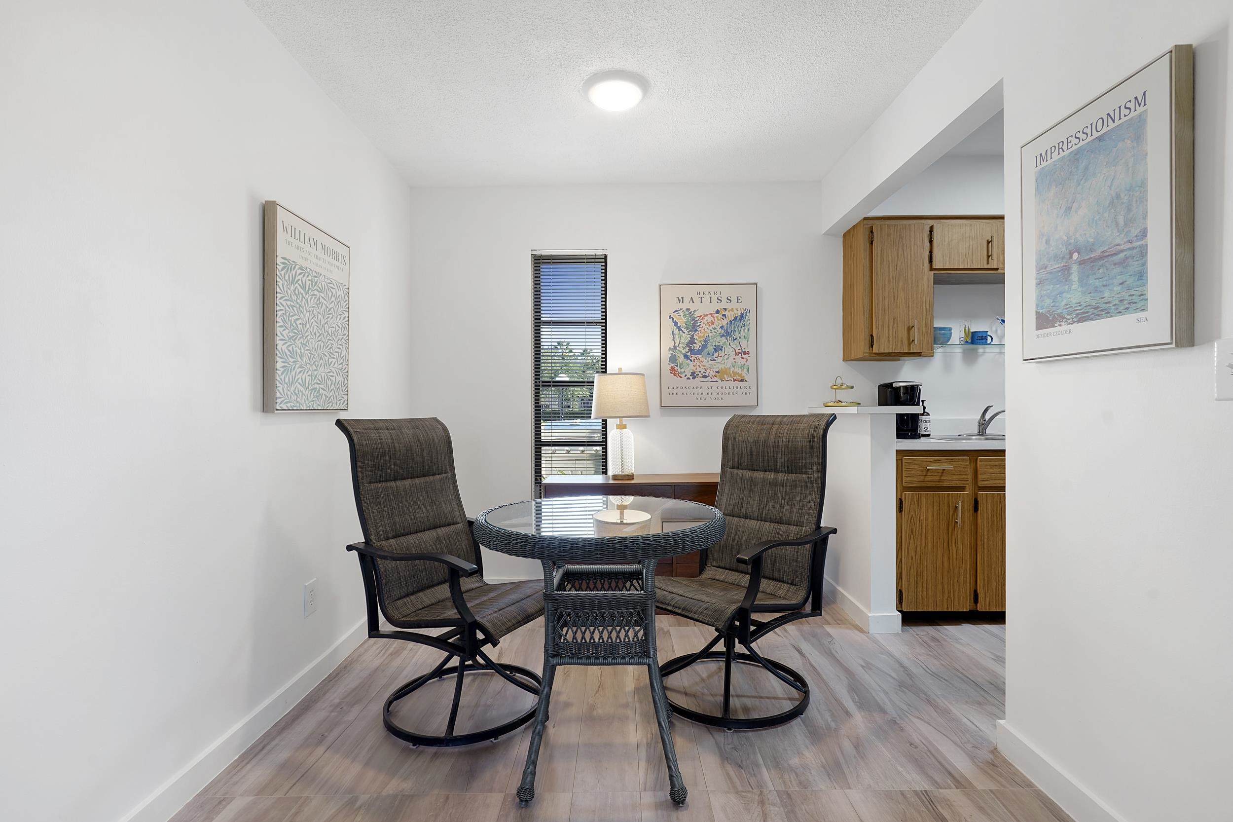 Image 12 of 21 For 600 Domenico Cir  C1