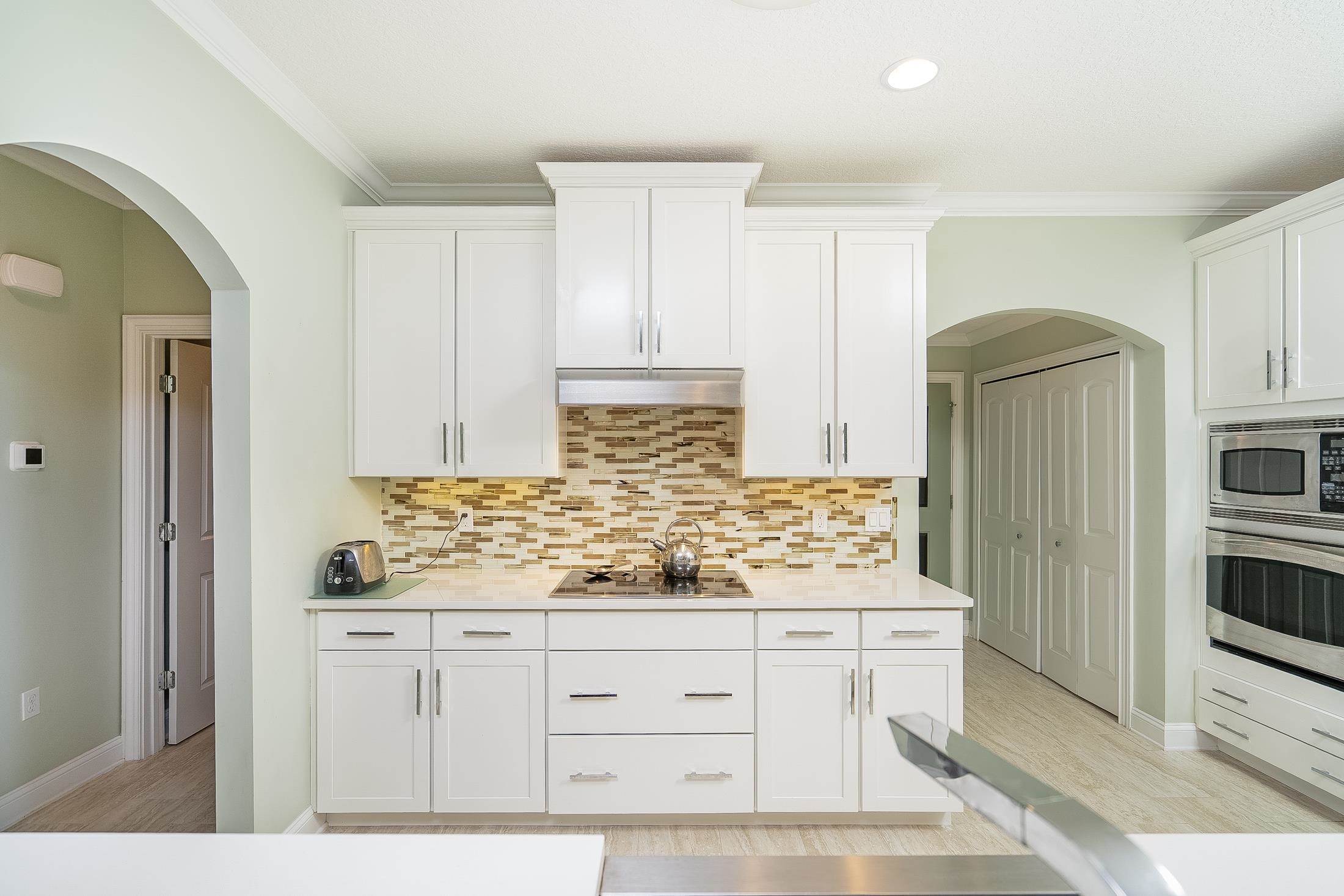 Image 23 of 99 For 264 Seloy Dr