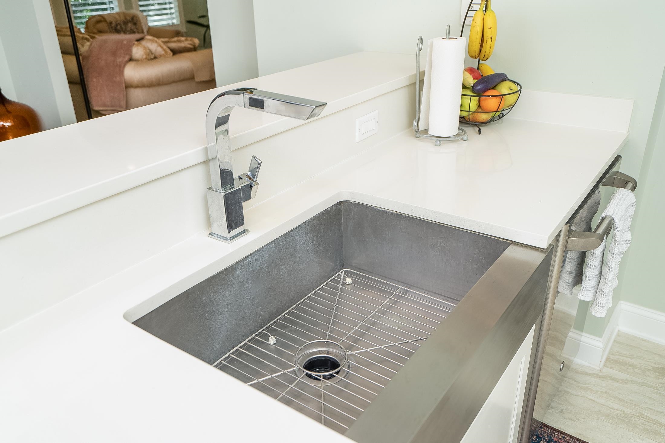 Image 27 of 99 For 264 Seloy Dr