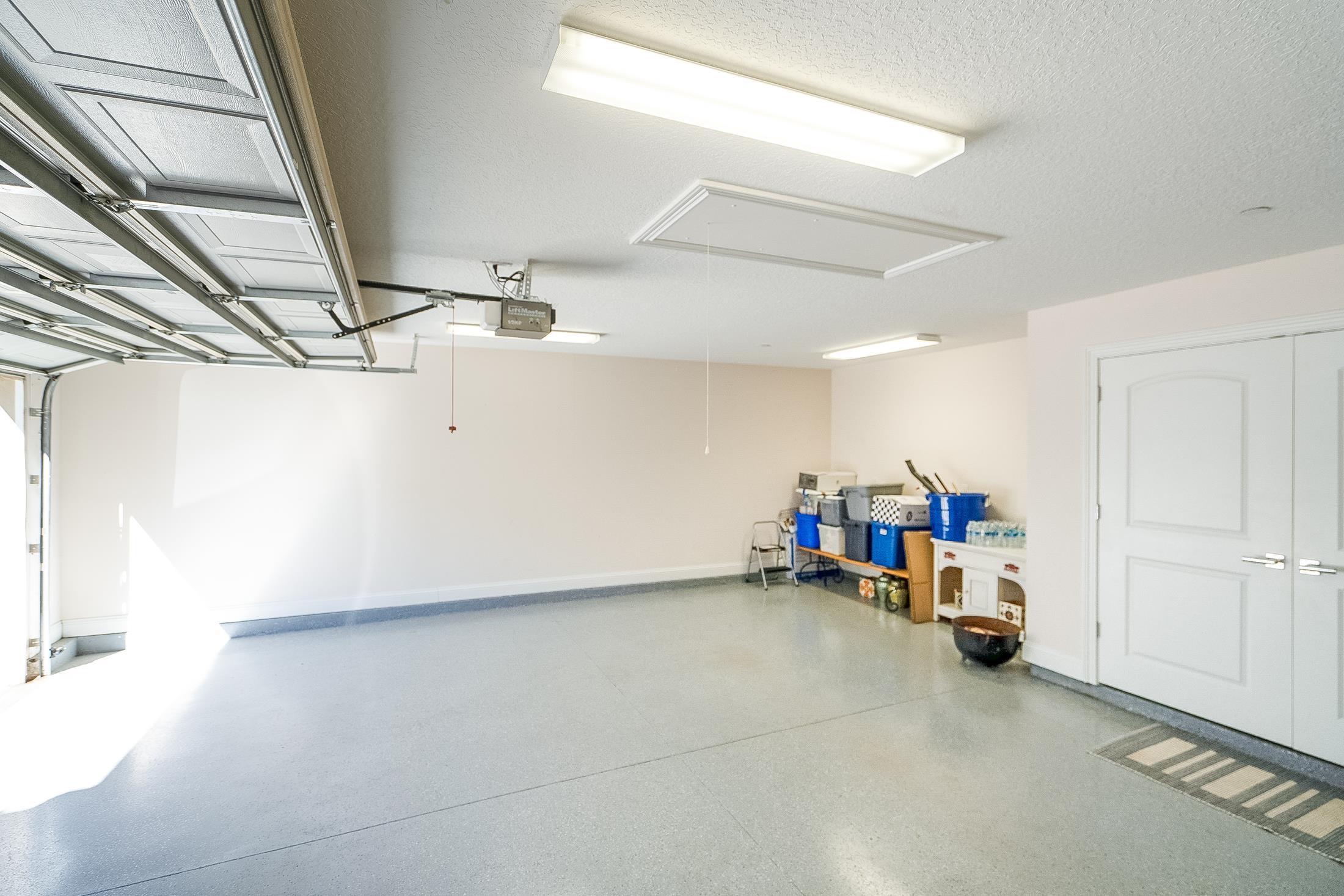 Image 32 of 99 For 264 Seloy Dr