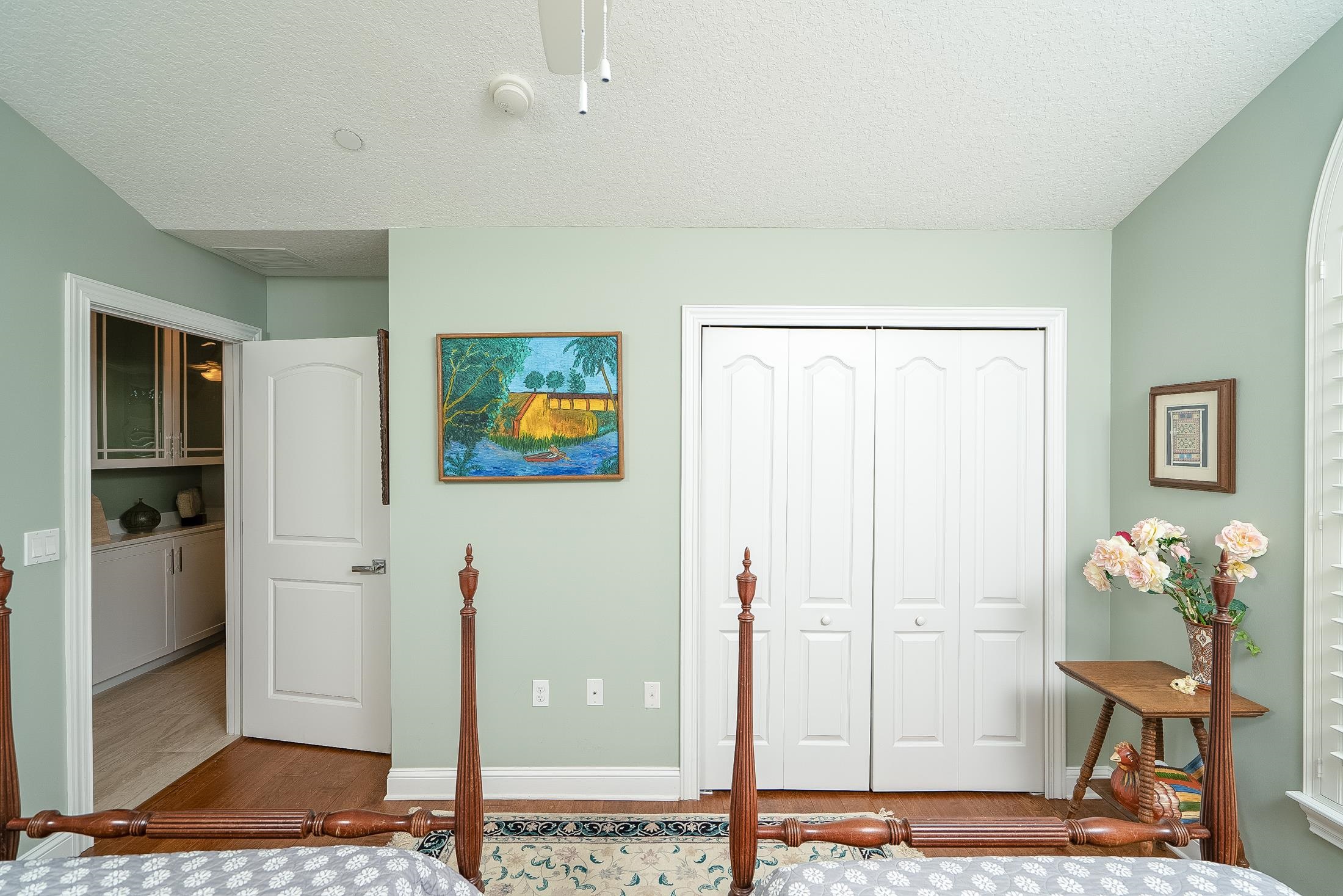 Image 45 of 99 For 264 Seloy Dr