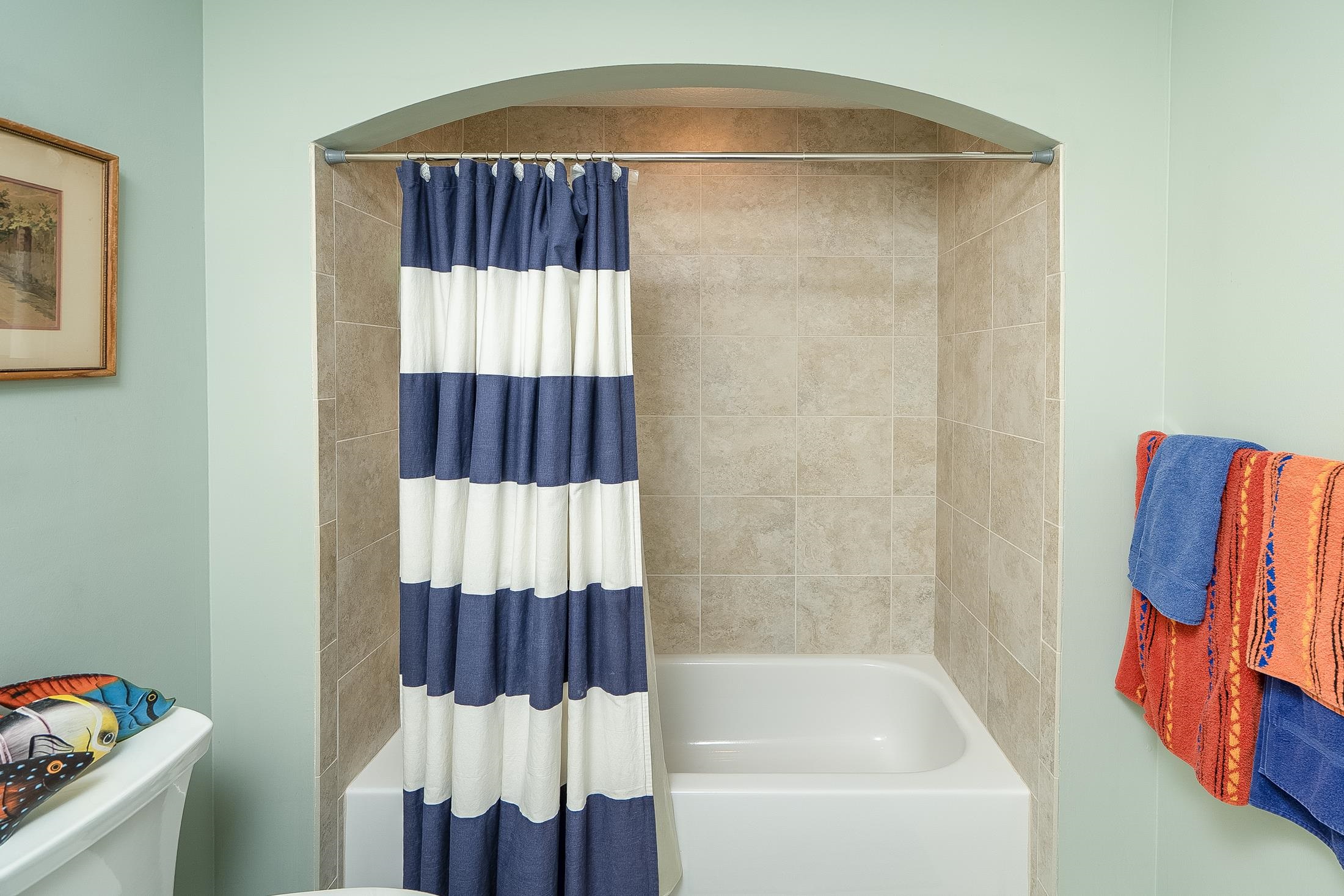 Image 48 of 99 For 264 Seloy Dr