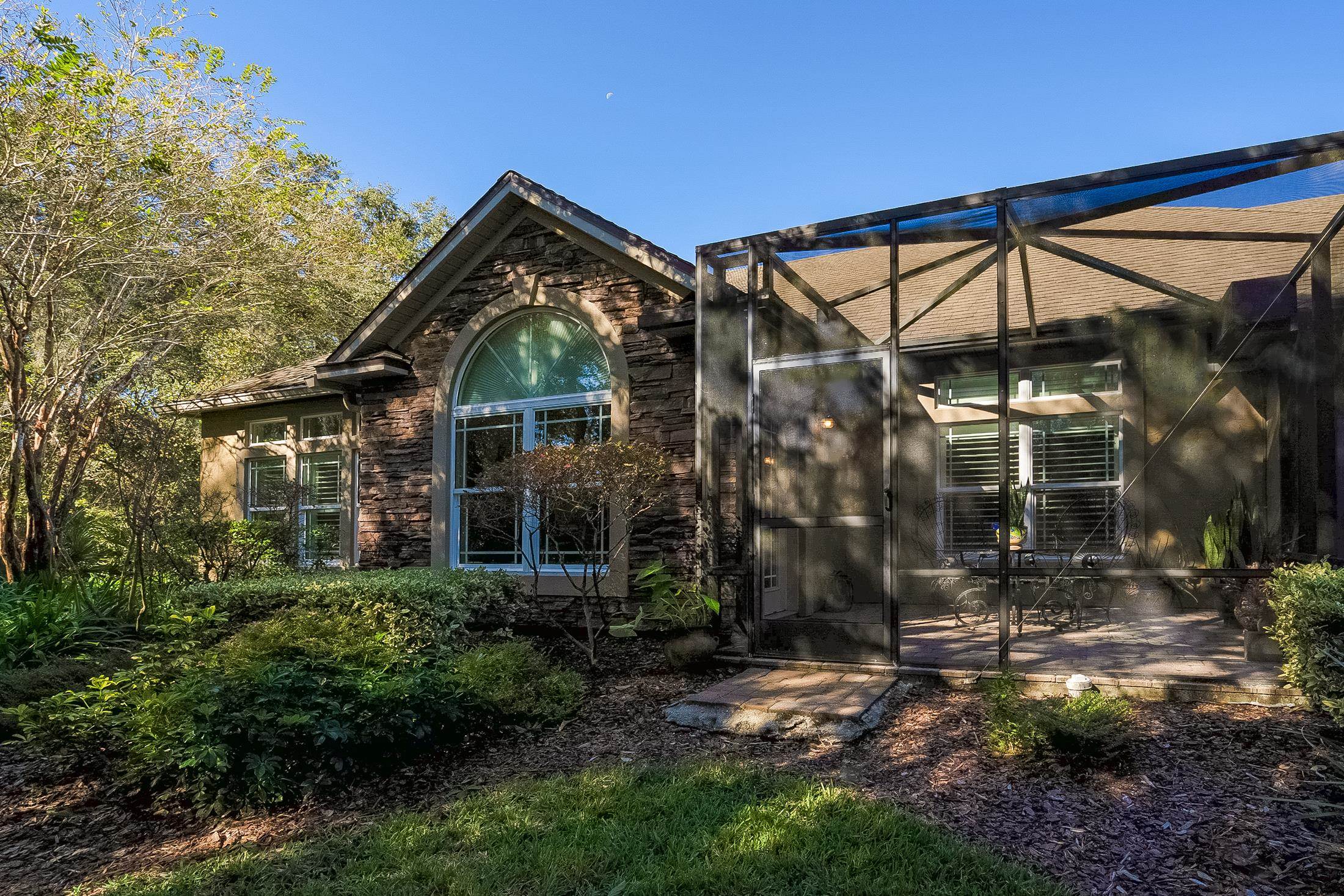 Image 56 of 99 For 264 Seloy Dr