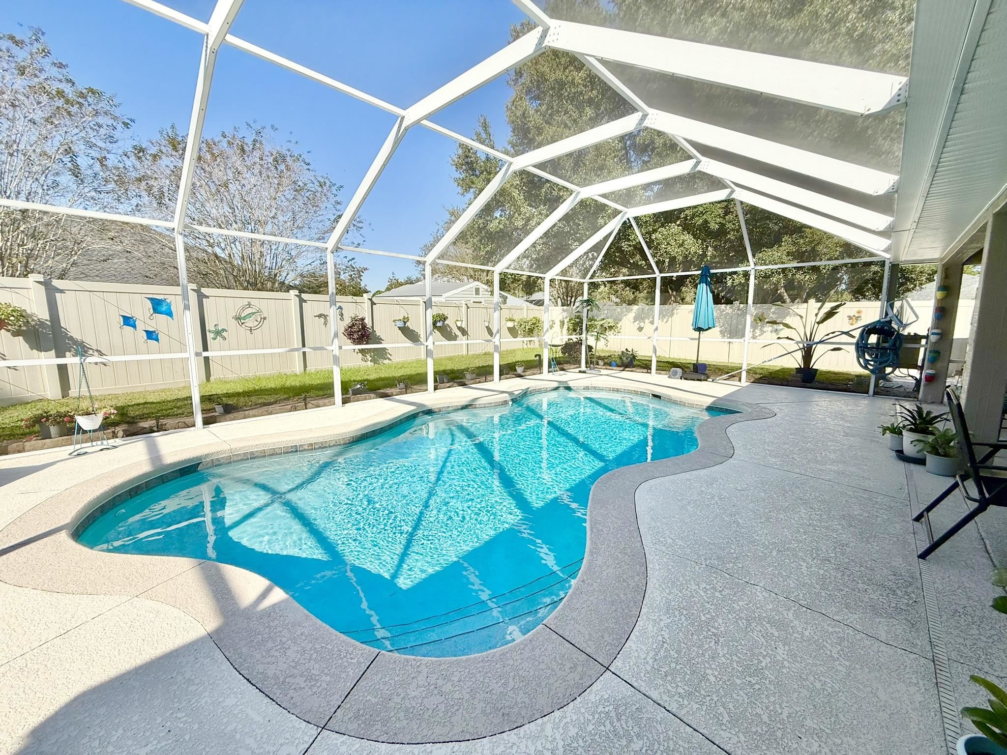 Image 30 of 61 For 209 Saranac Ln