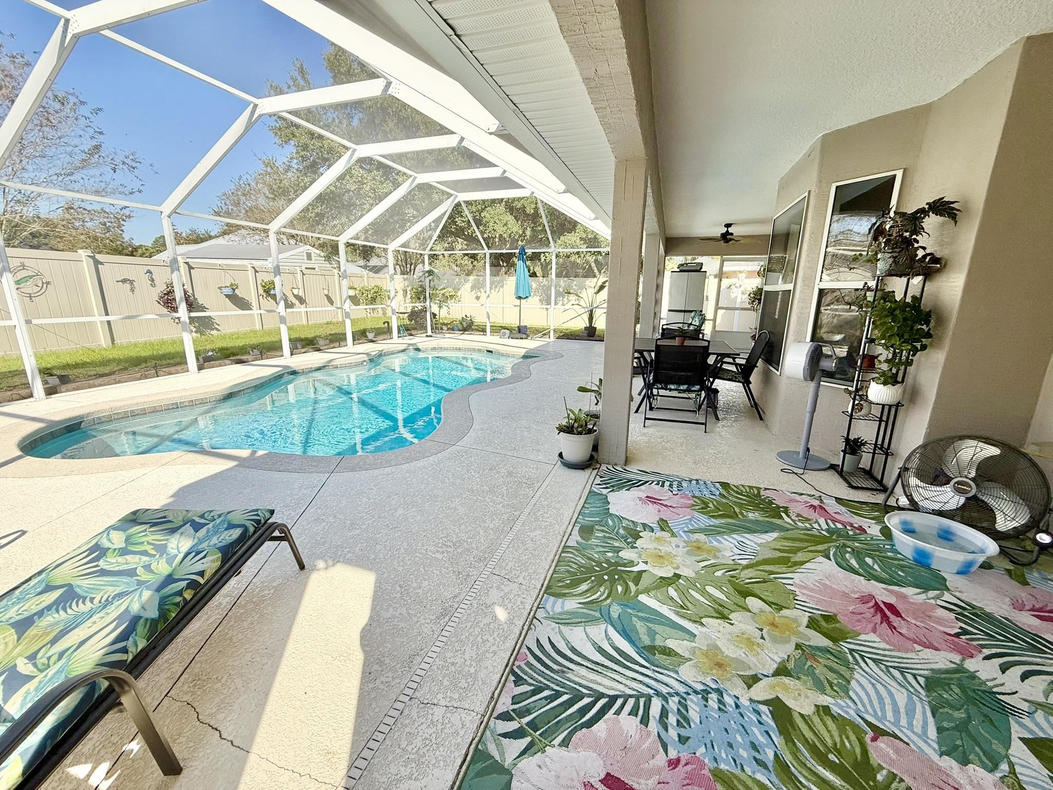 Image 33 of 61 For 209 Saranac Ln