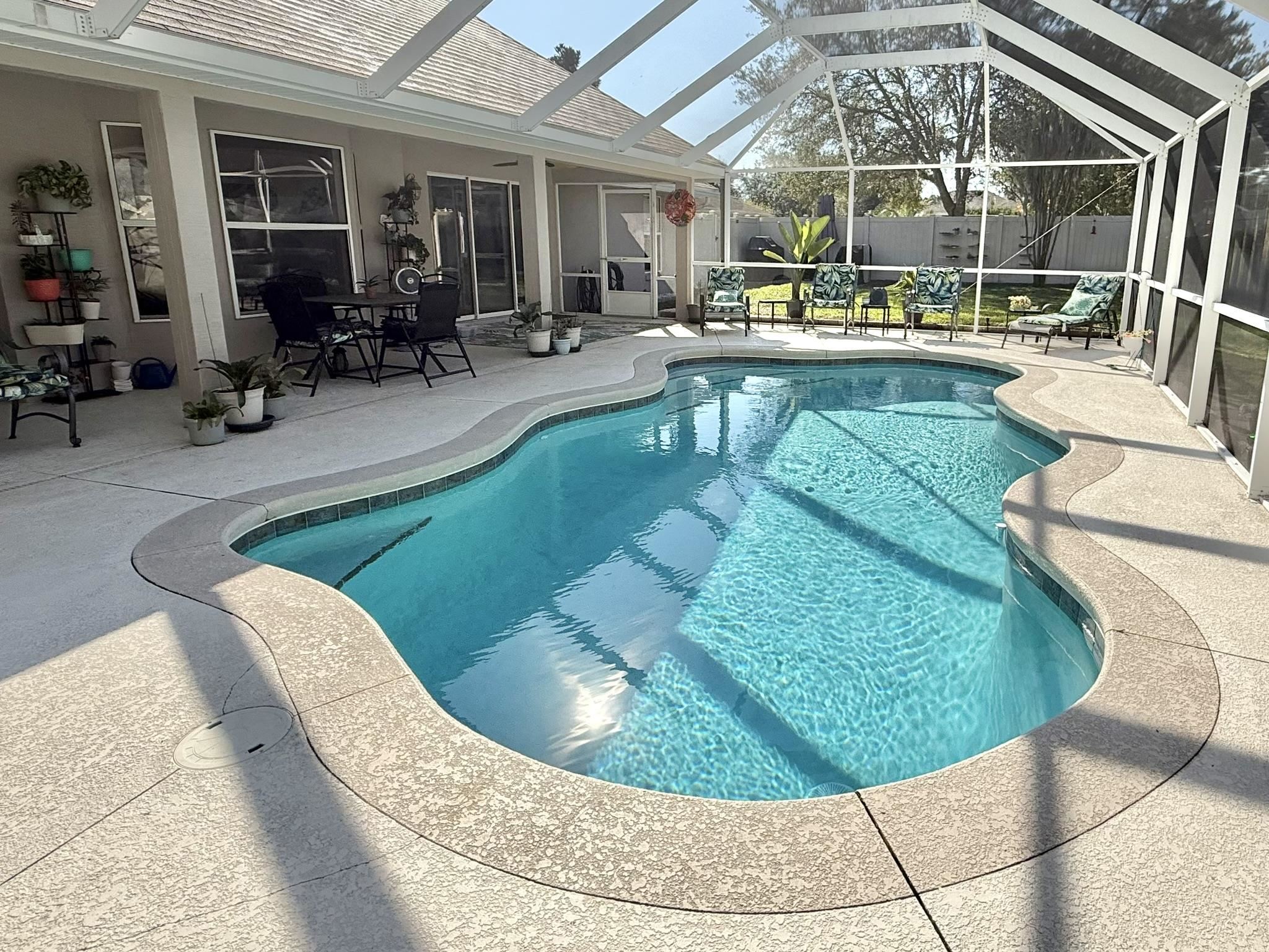 Image 34 of 61 For 209 Saranac Ln