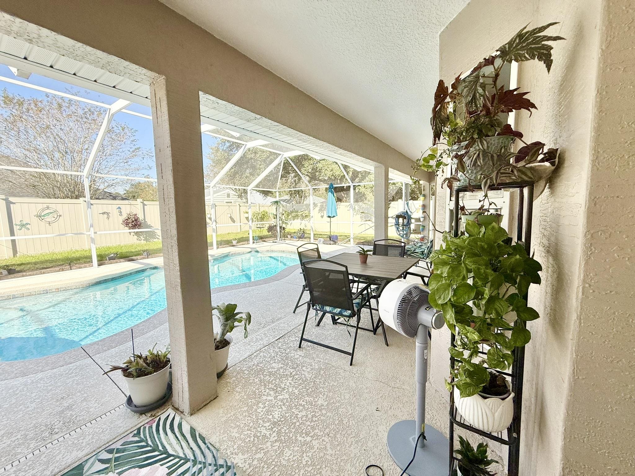 Image 39 of 61 For 209 Saranac Ln