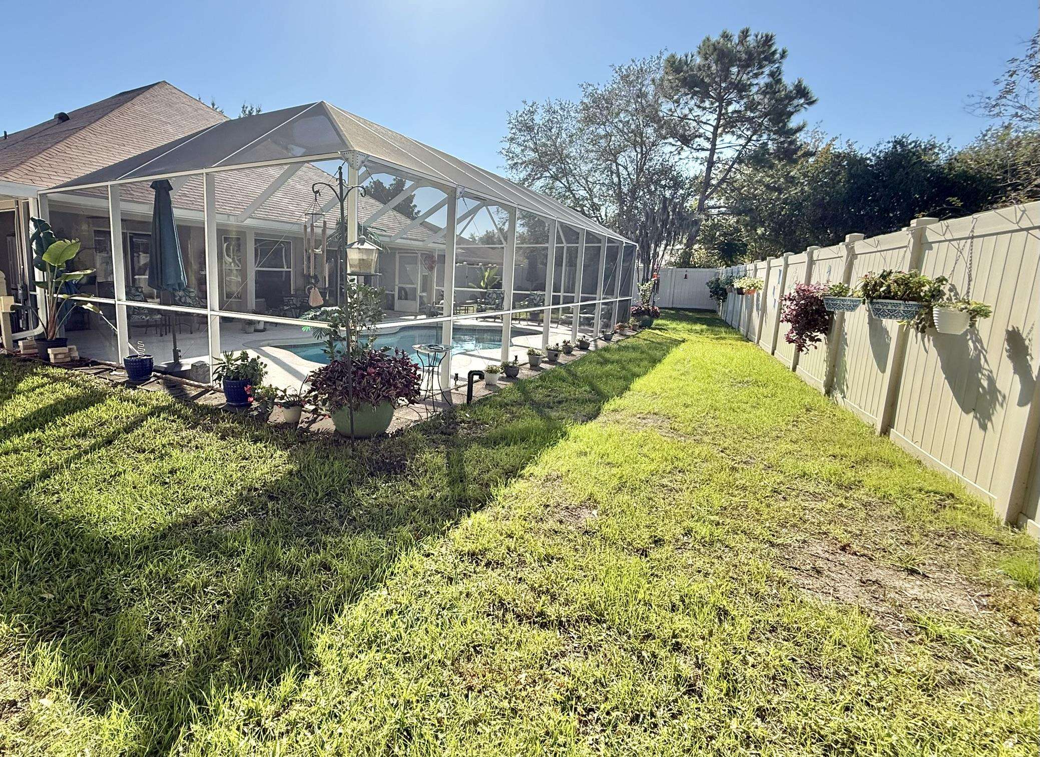 Image 43 of 61 For 209 Saranac Ln