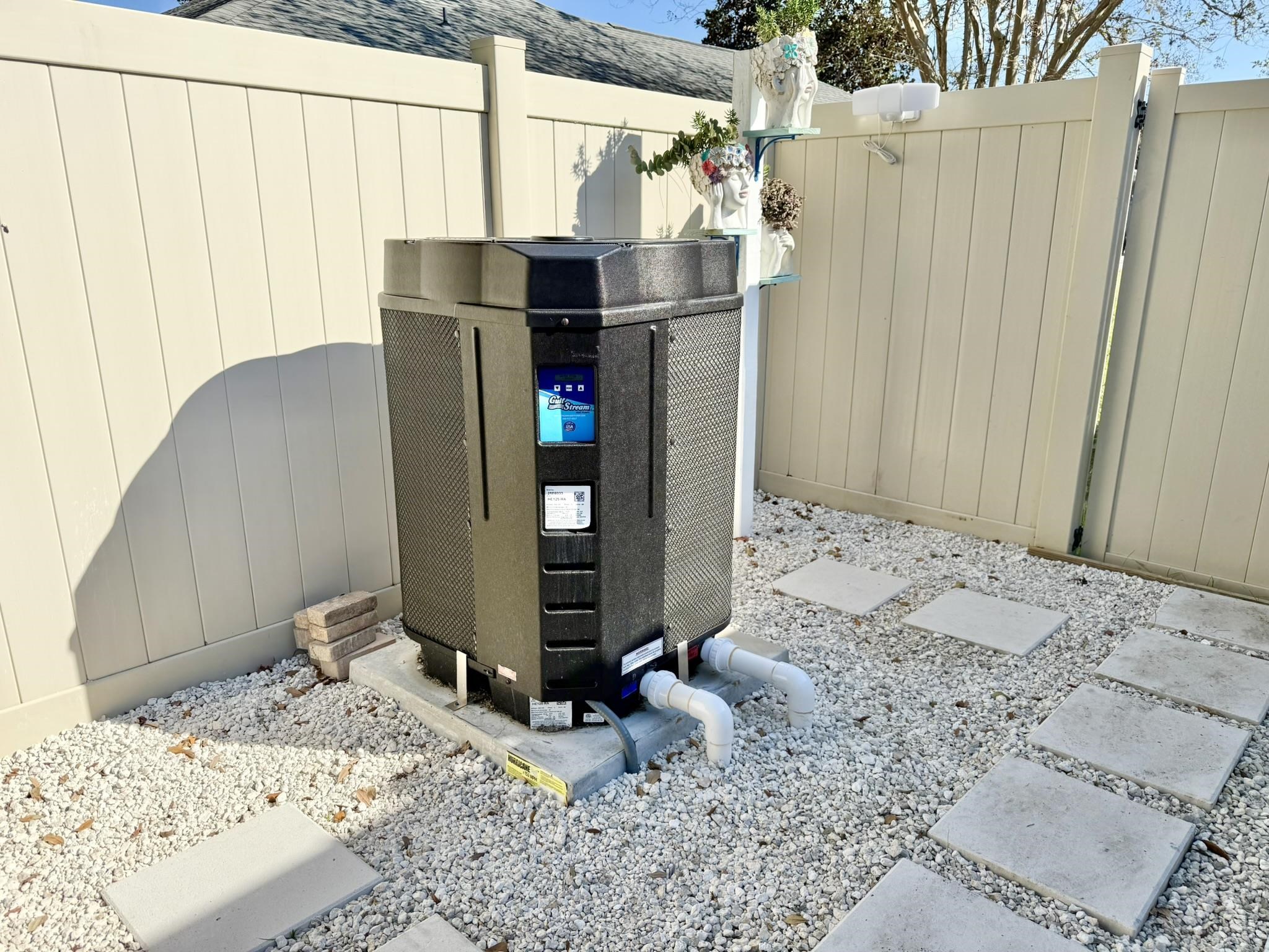 Image 44 of 61 For 209 Saranac Ln