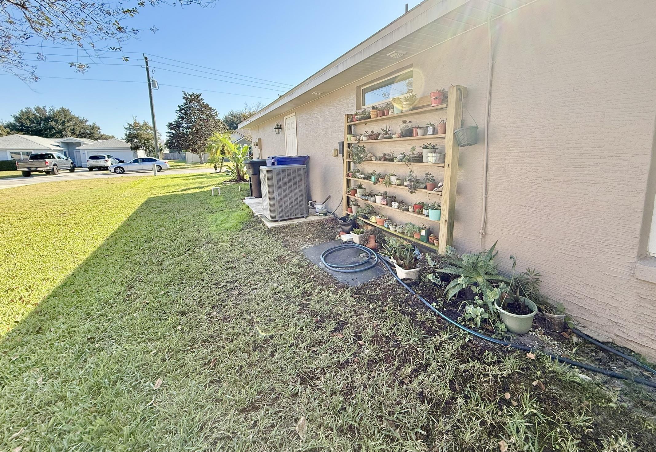 Image 47 of 61 For 209 Saranac Ln