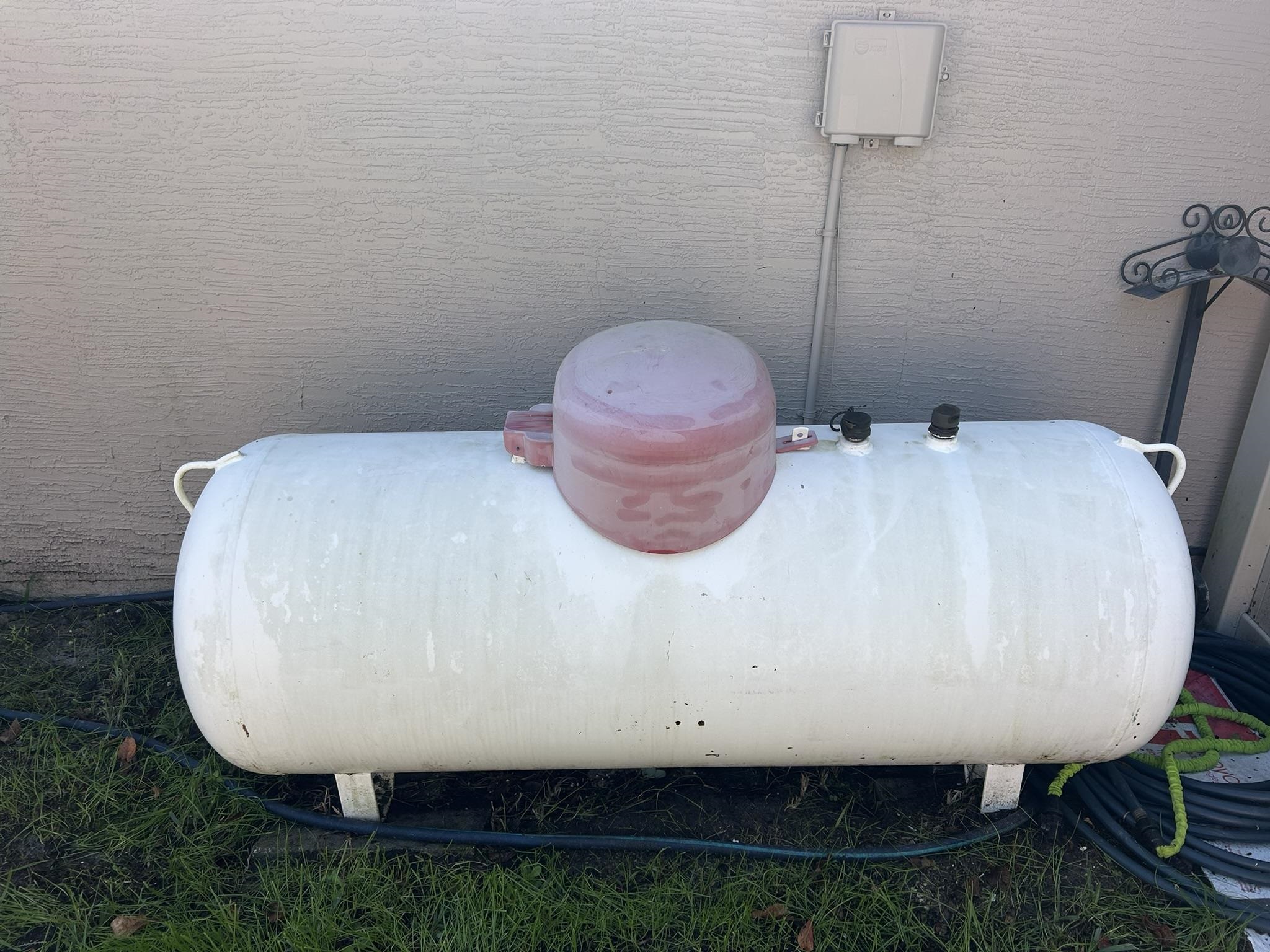 Image 50 of 61 For 209 Saranac Ln