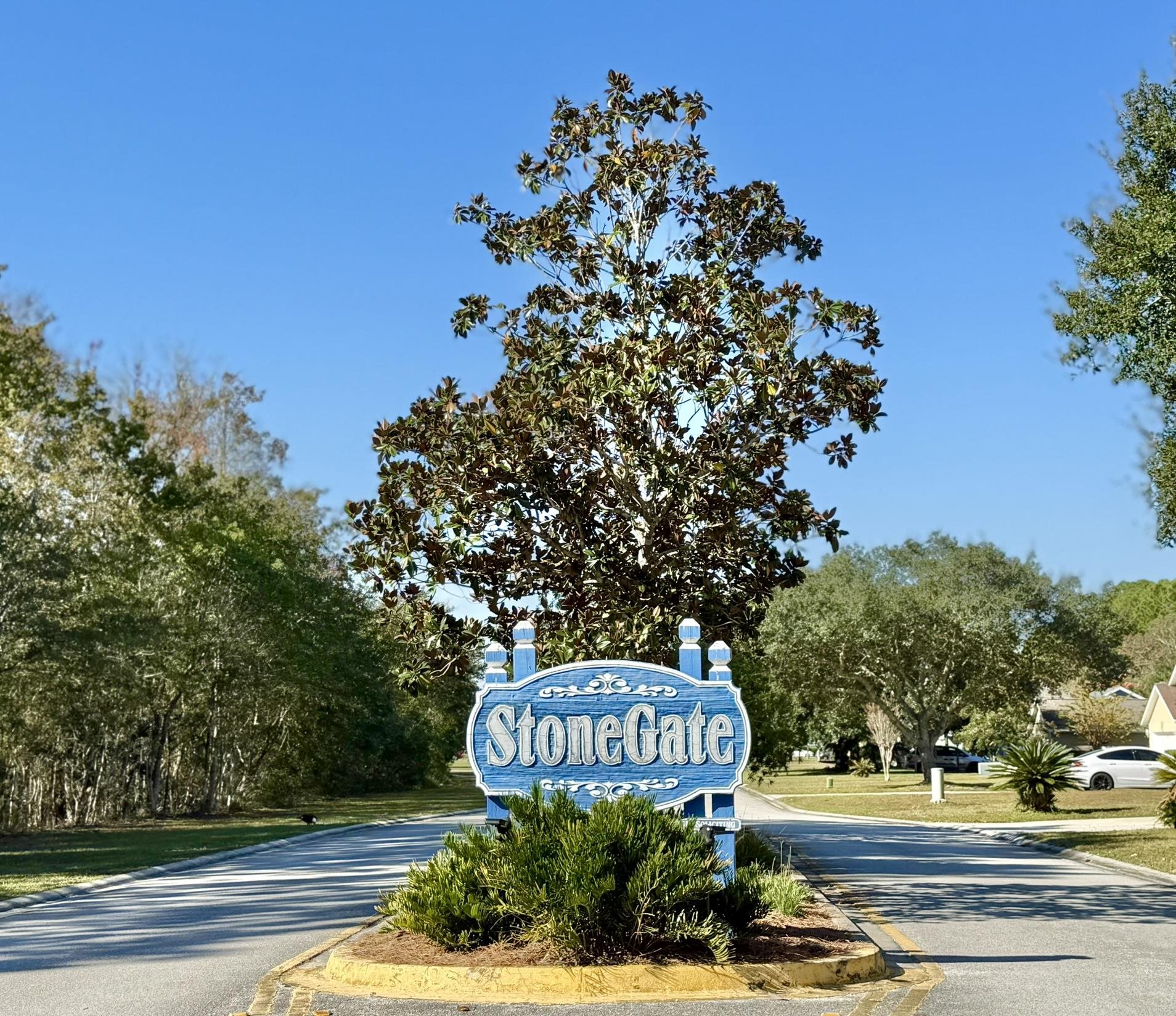 Image 51 of 61 For 209 Saranac Ln