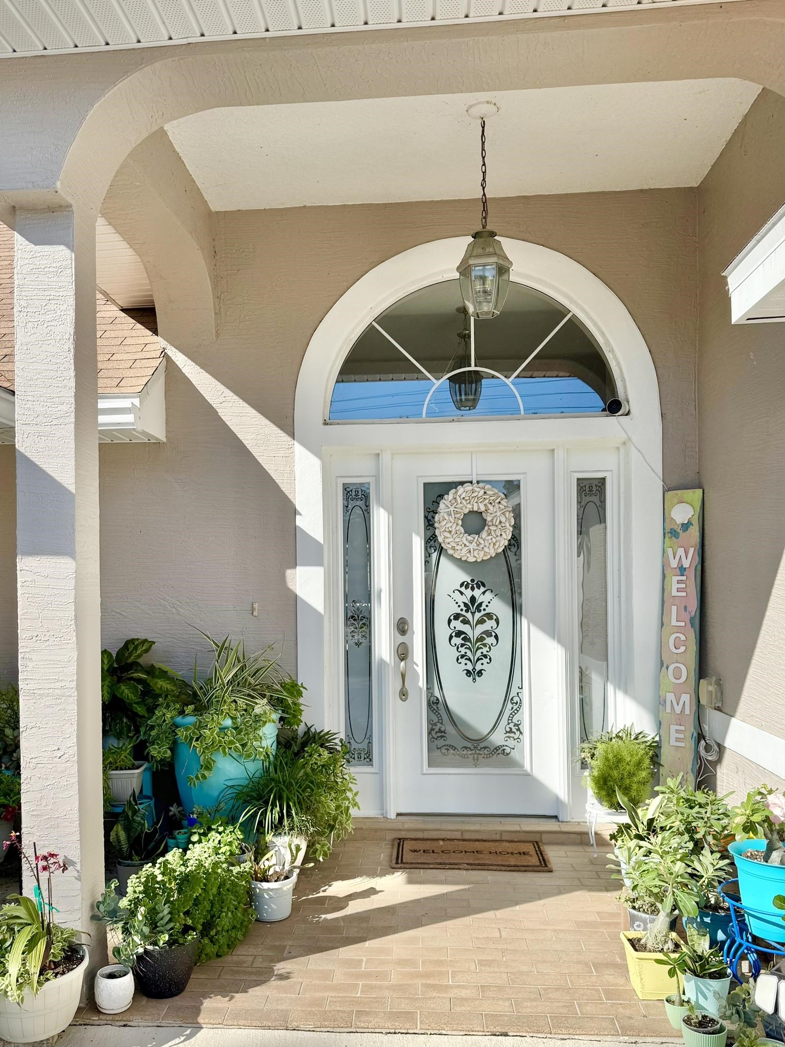 Image 8 of 61 For 209 Saranac Ln