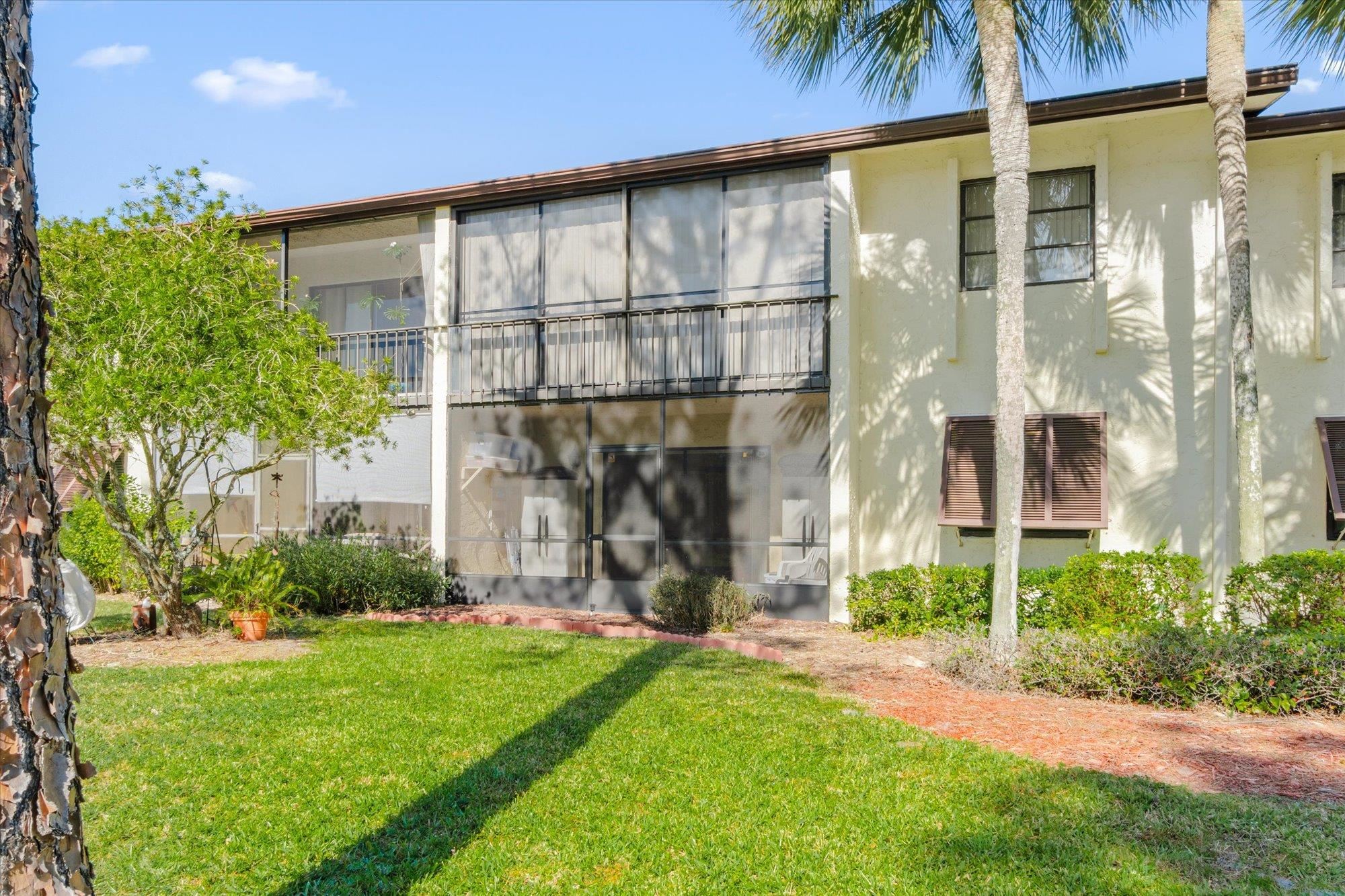 Image 24 of 35 For 600 Domenico Cir  G7