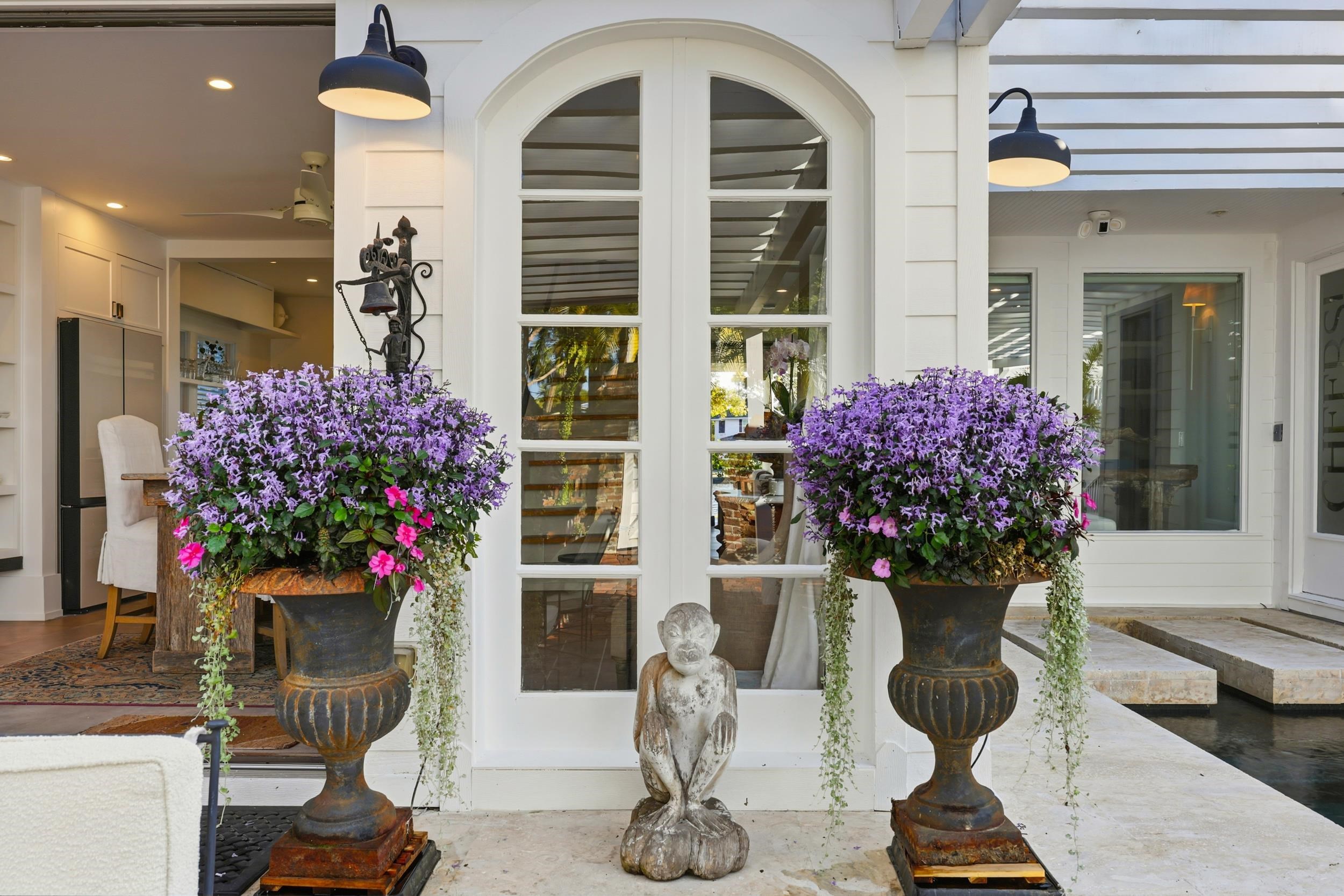 Image 11 of 100 For 153 Washington St