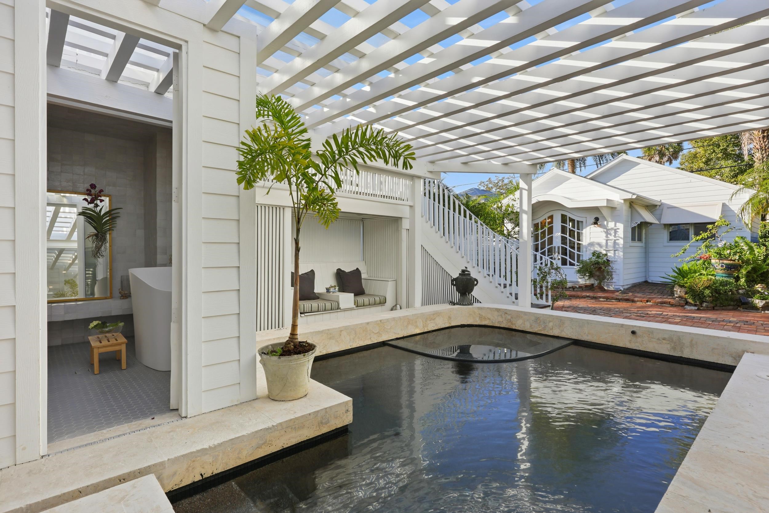 Image 15 of 100 For 153 Washington St