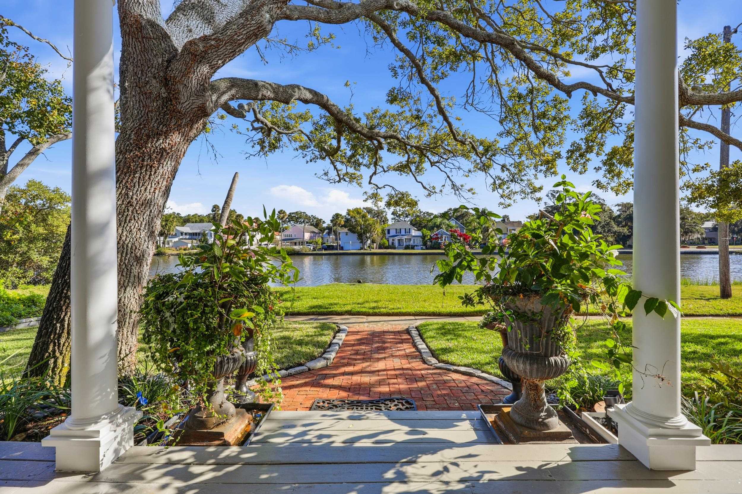 Image 2 of 100 For 153 Washington St