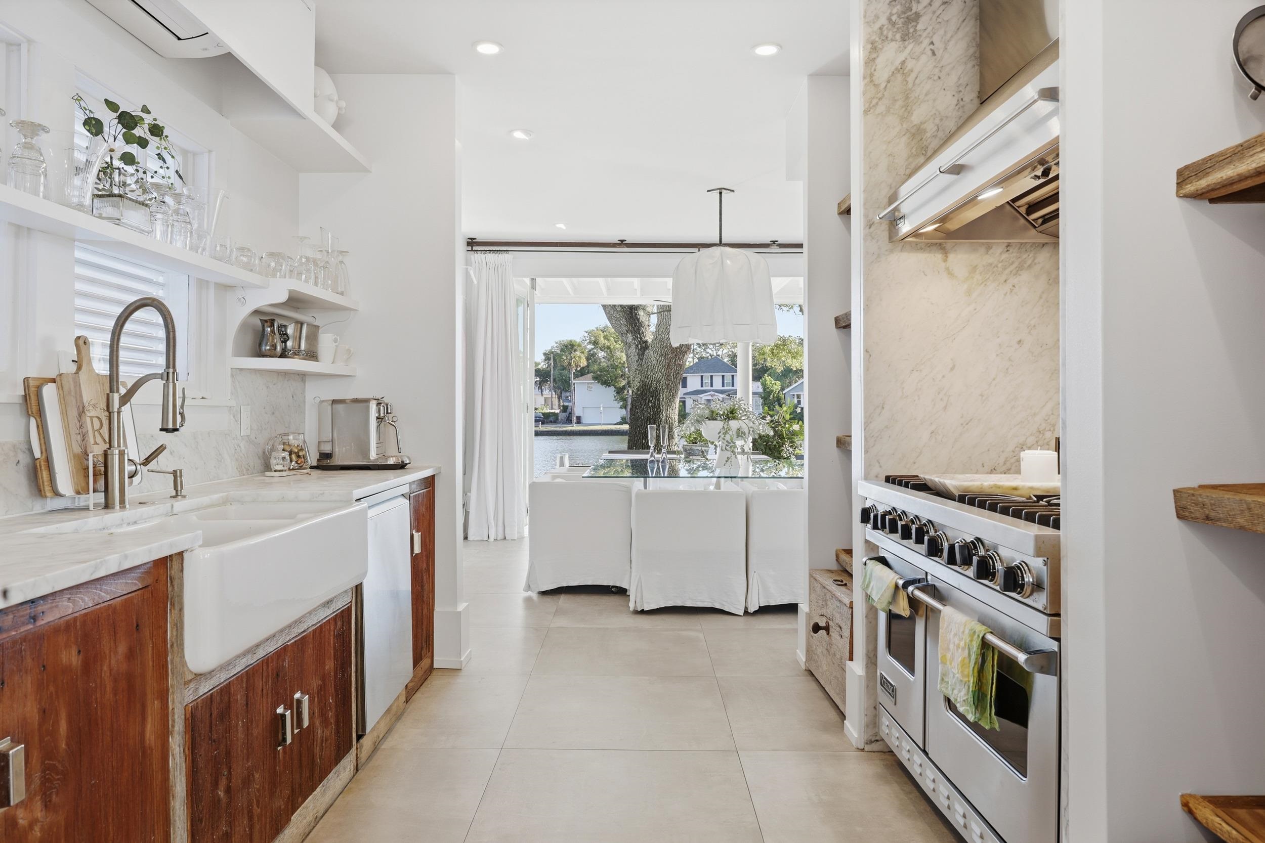 Image 31 of 100 For 153 Washington St