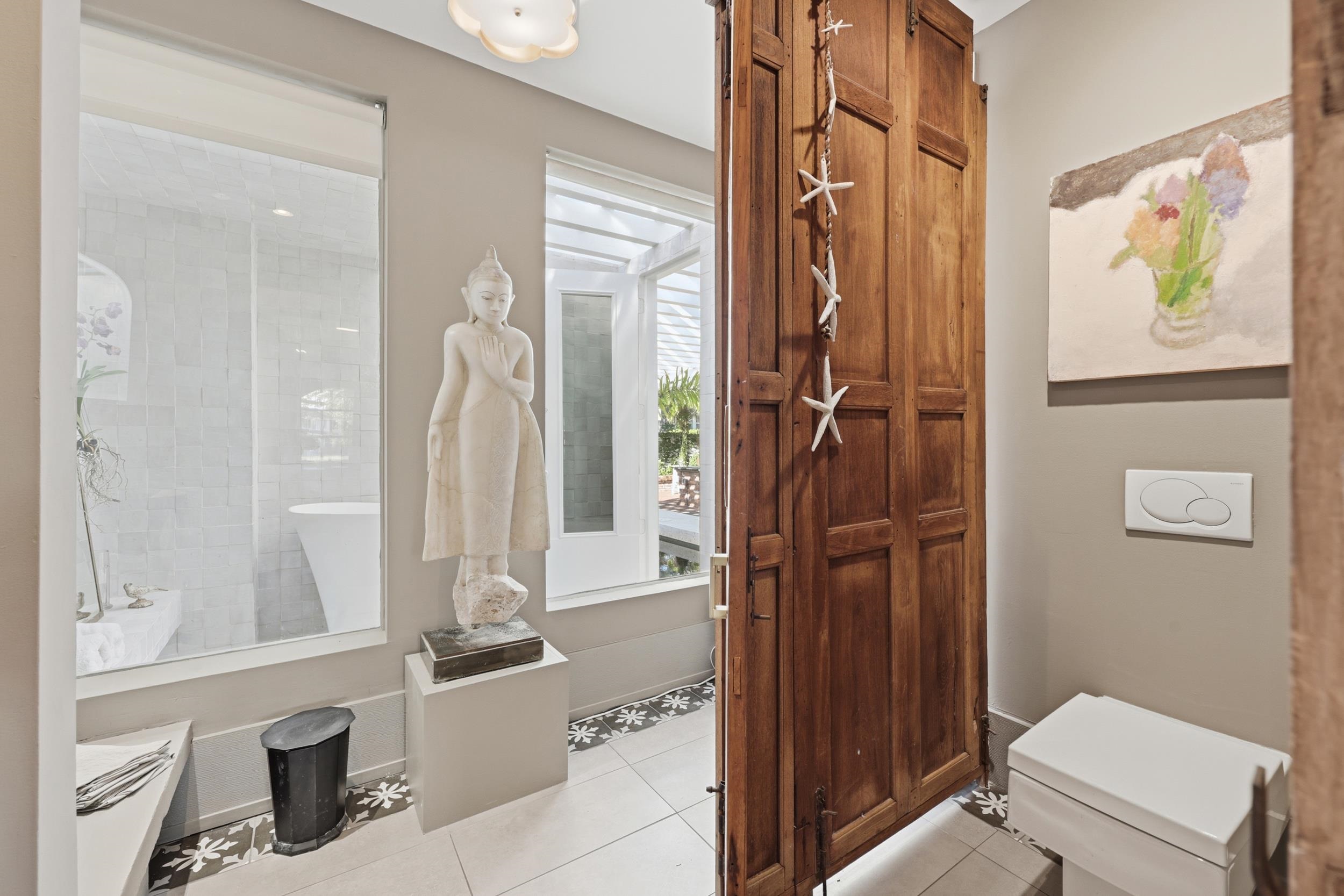 Image 49 of 100 For 153 Washington St