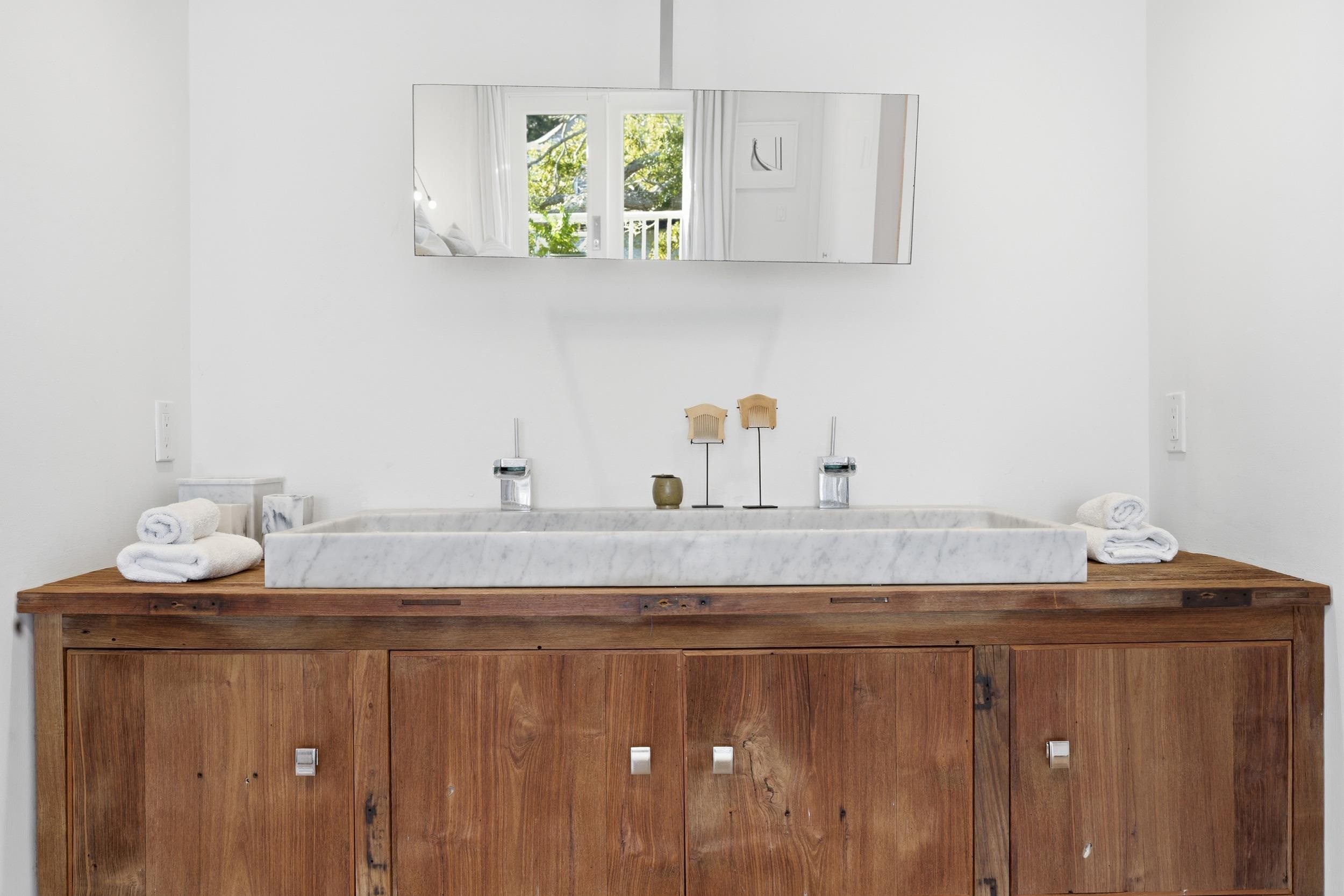 Image 58 of 100 For 153 Washington St