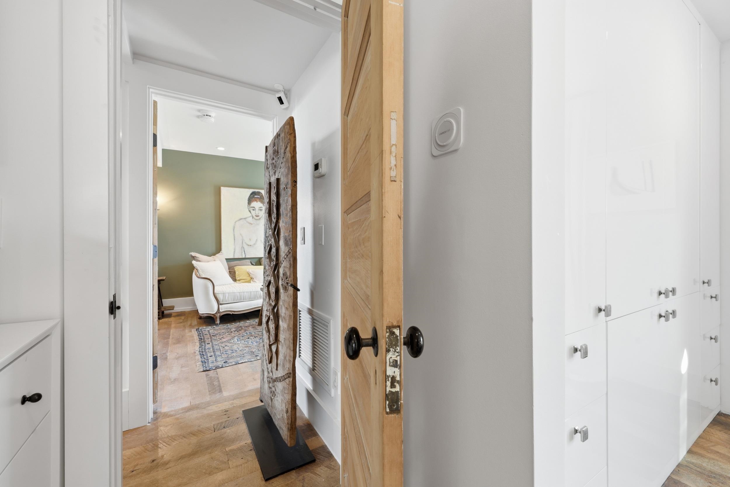 Image 60 of 100 For 153 Washington St