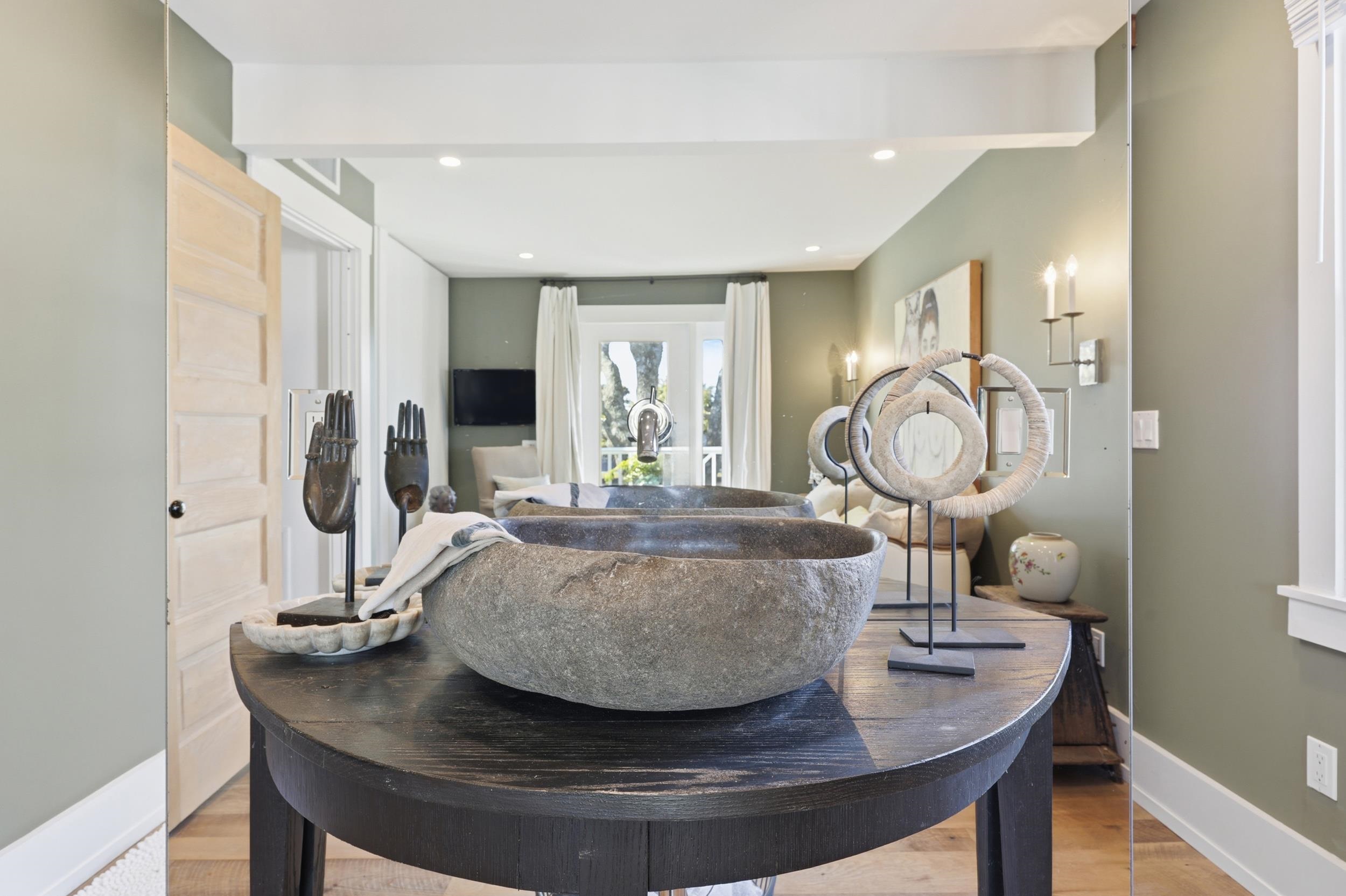 Image 65 of 100 For 153 Washington St