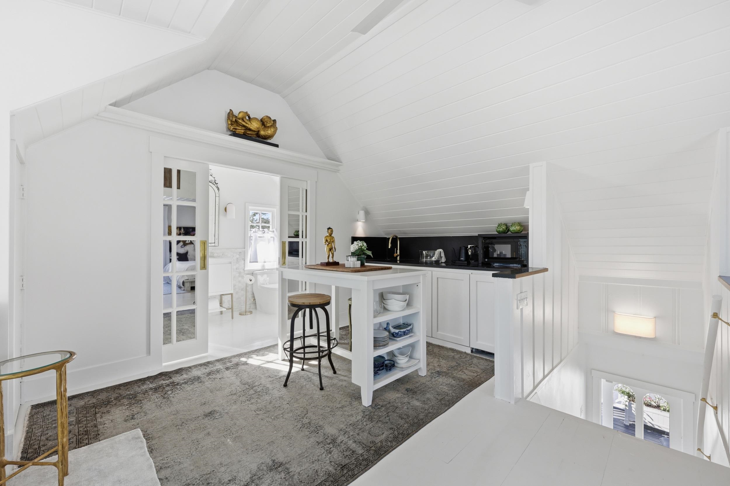 Image 75 of 100 For 153 Washington St