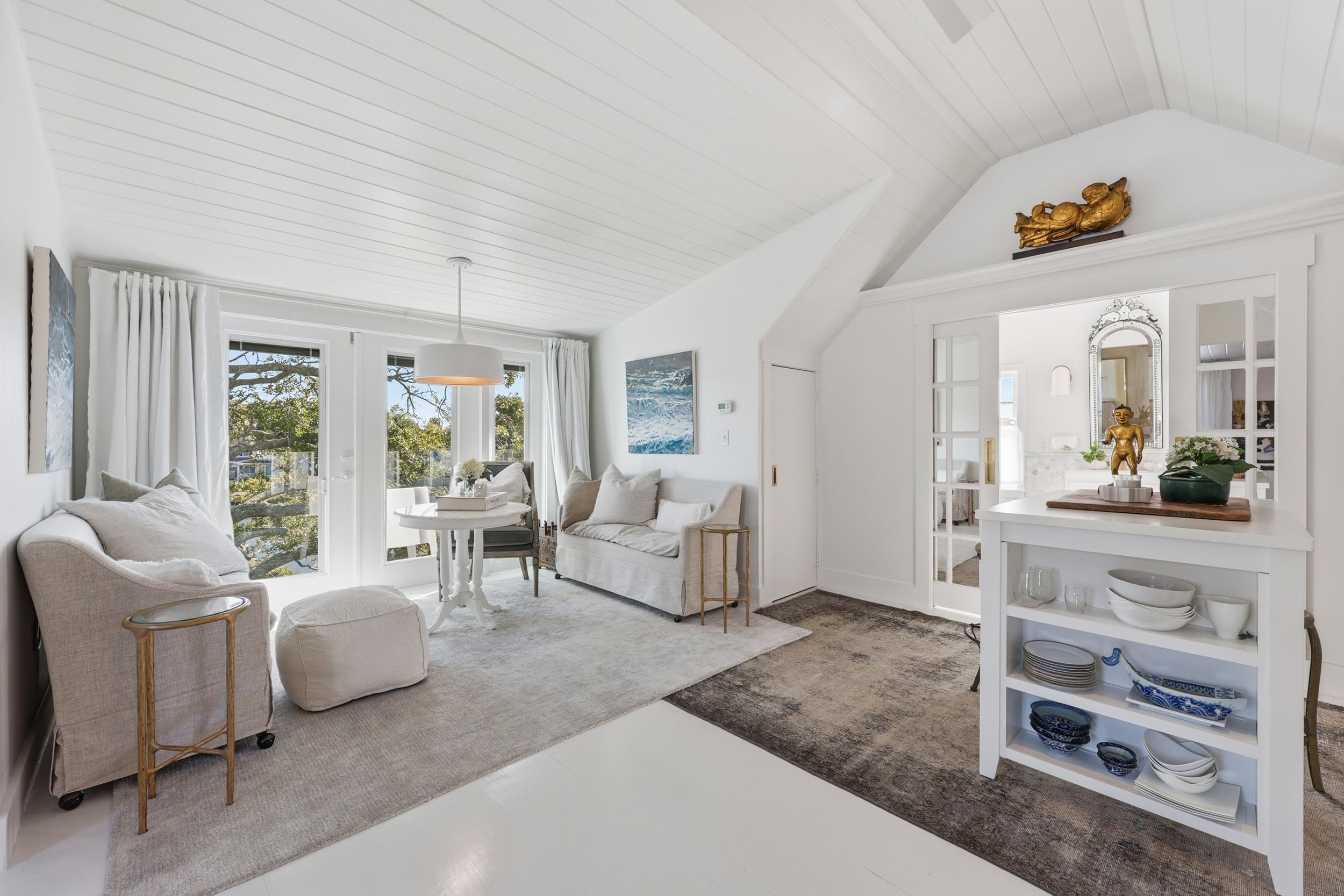 Image 77 of 100 For 153 Washington St