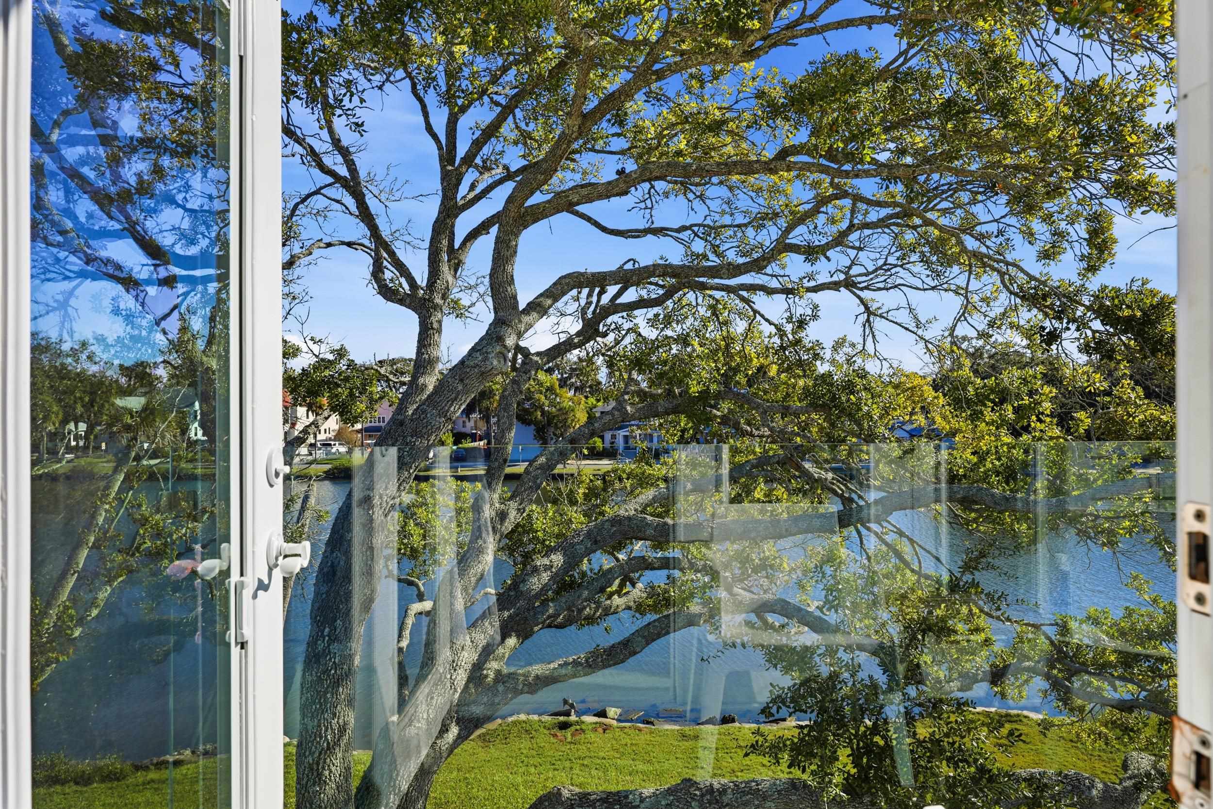 Image 81 of 100 For 153 Washington St