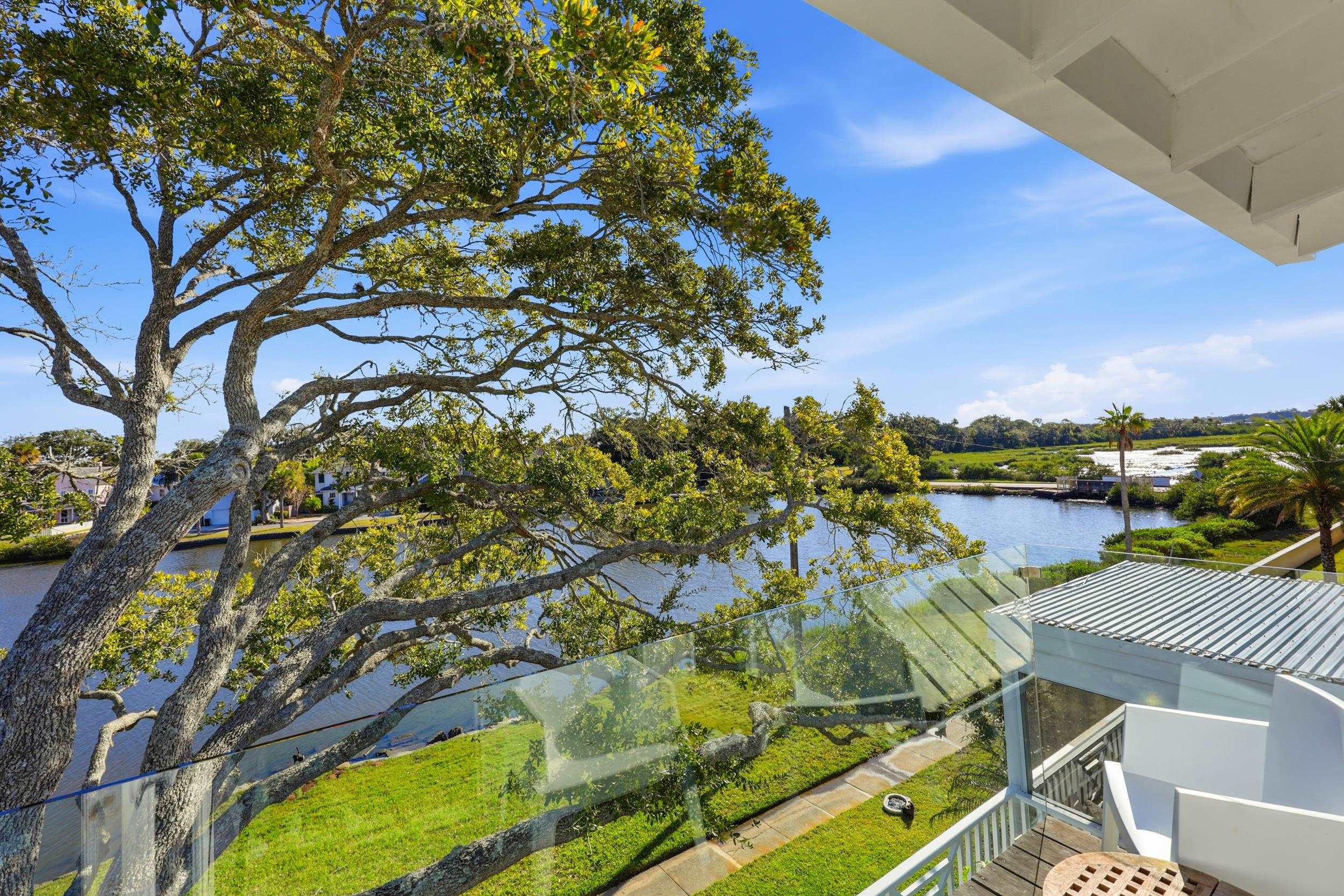 Image 82 of 100 For 153 Washington St