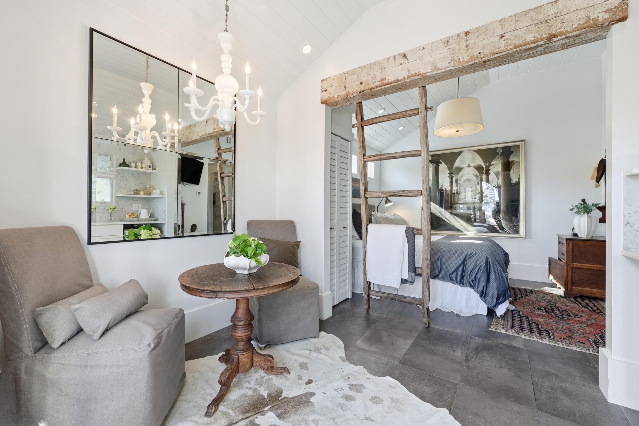 Image 87 of 100 For 153 Washington St