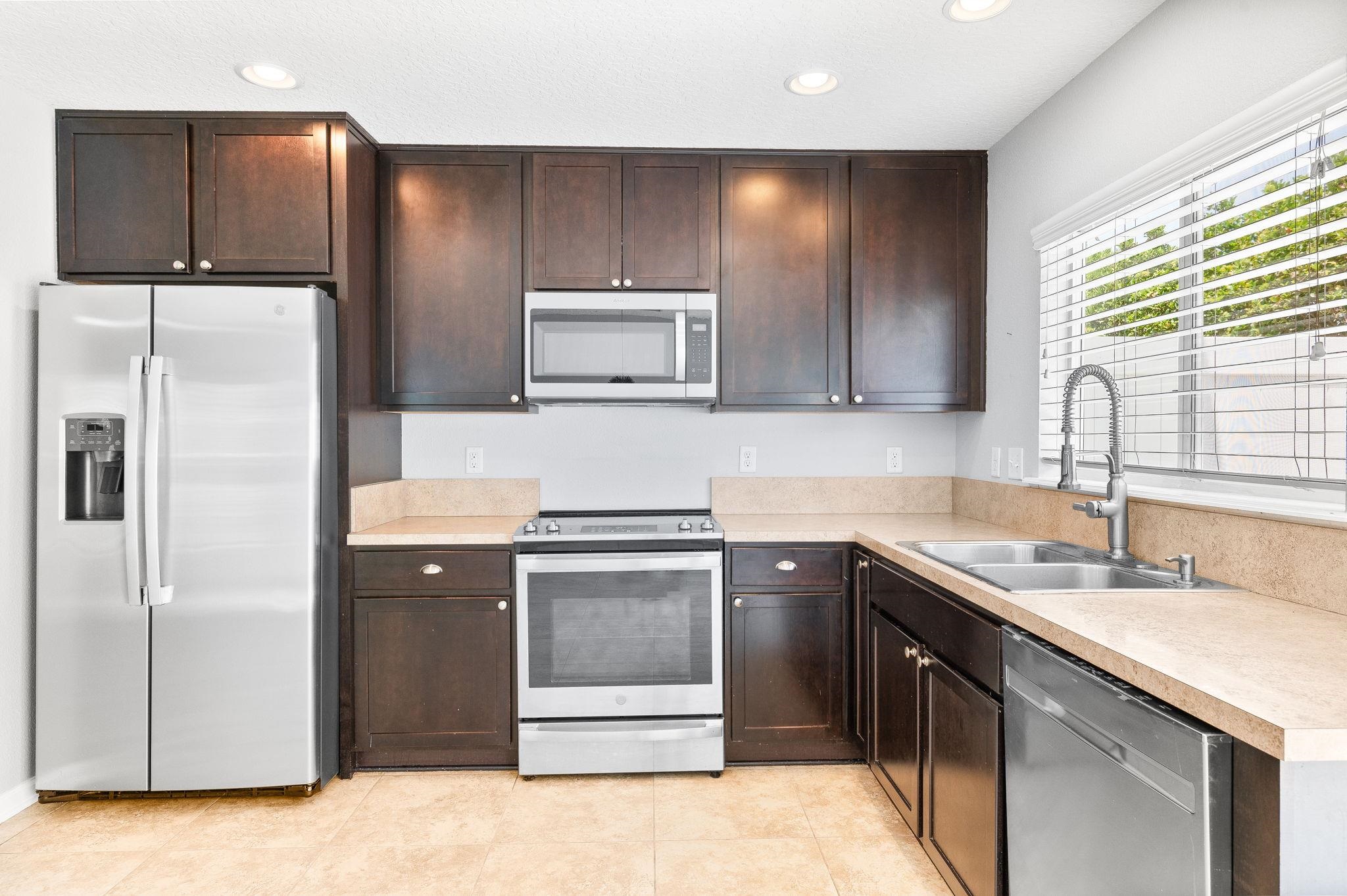 Image 9 of 35 For 113 Islander Dr