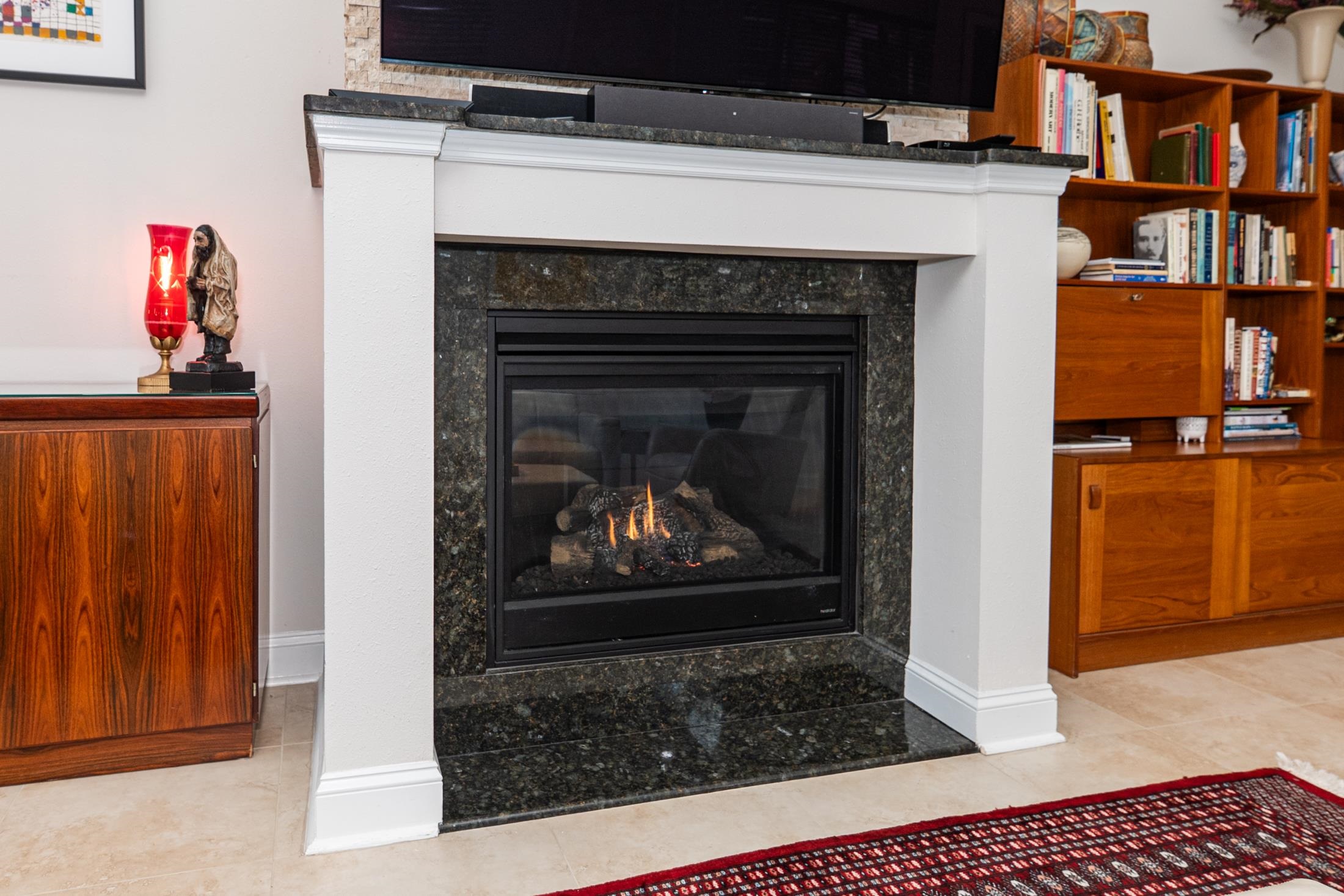 Image 19 of 95 For 335 Shore Cir N 1021