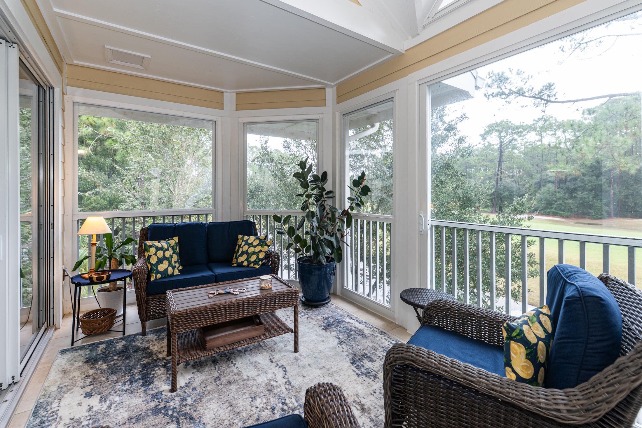 Image 28 of 95 For 335 Shore Cir N 1021