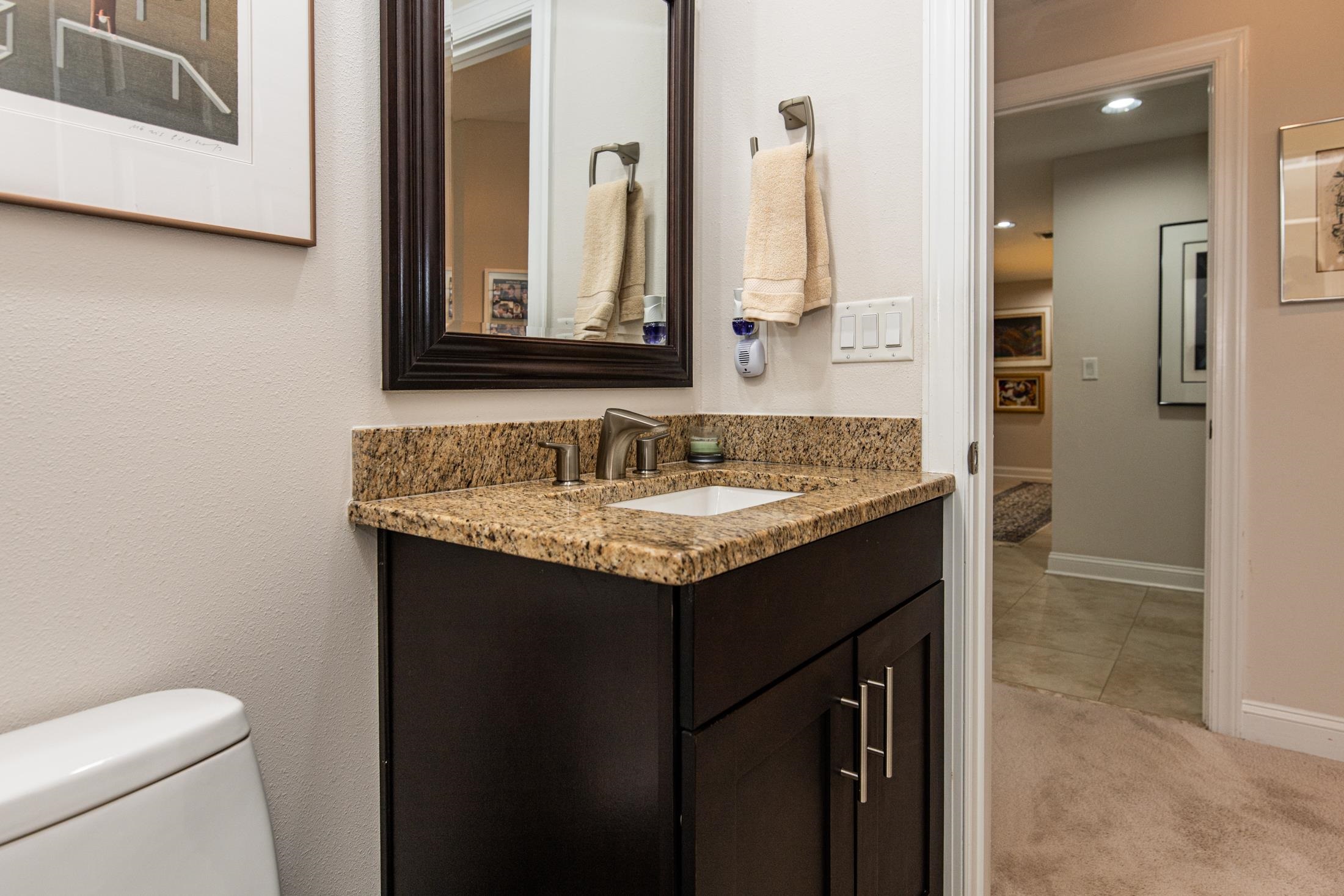 Image 45 of 95 For 335 Shore Cir N 1021