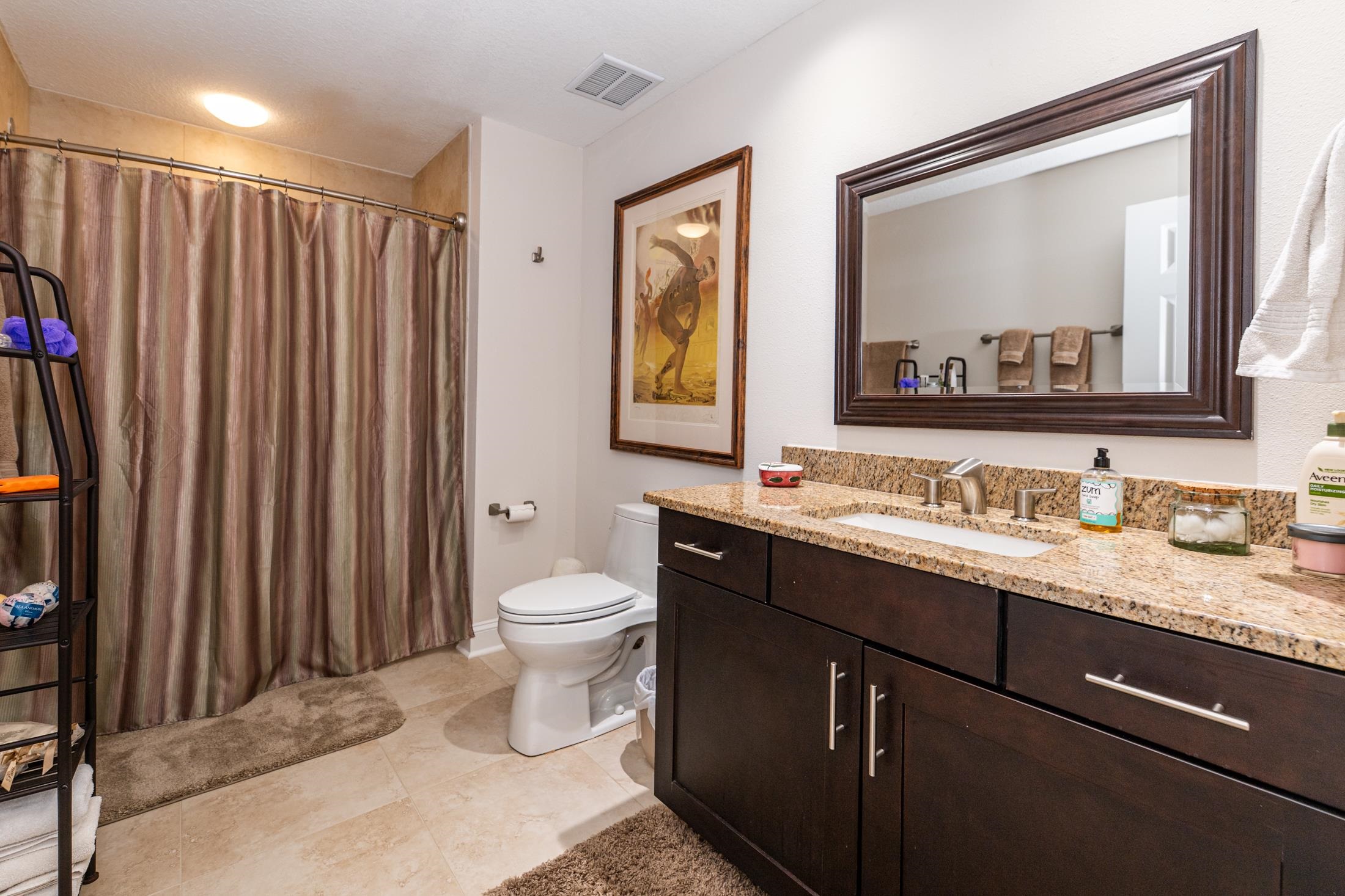 Image 53 of 95 For 335 Shore Cir N 1021