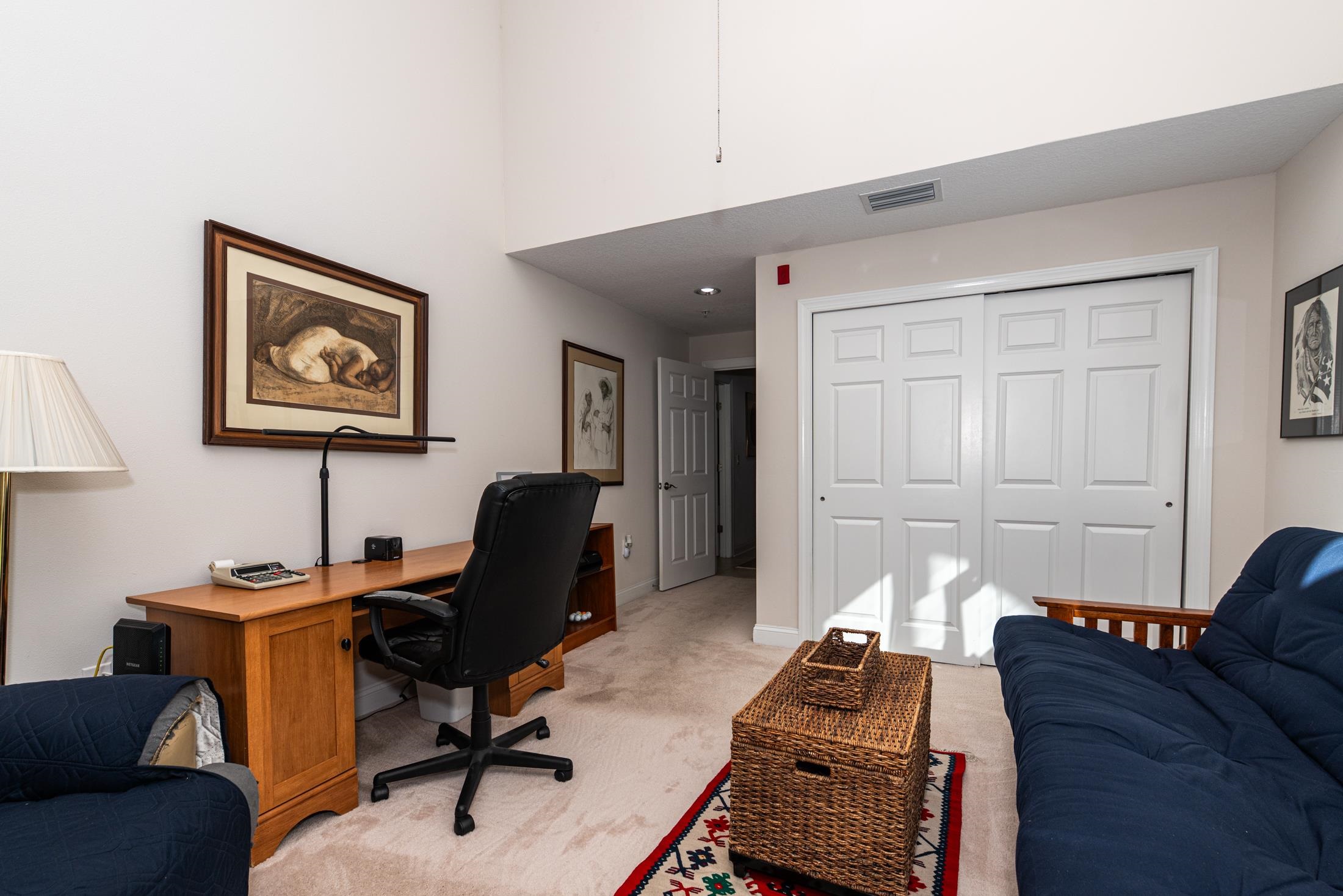 Image 63 of 95 For 335 Shore Cir N 1021