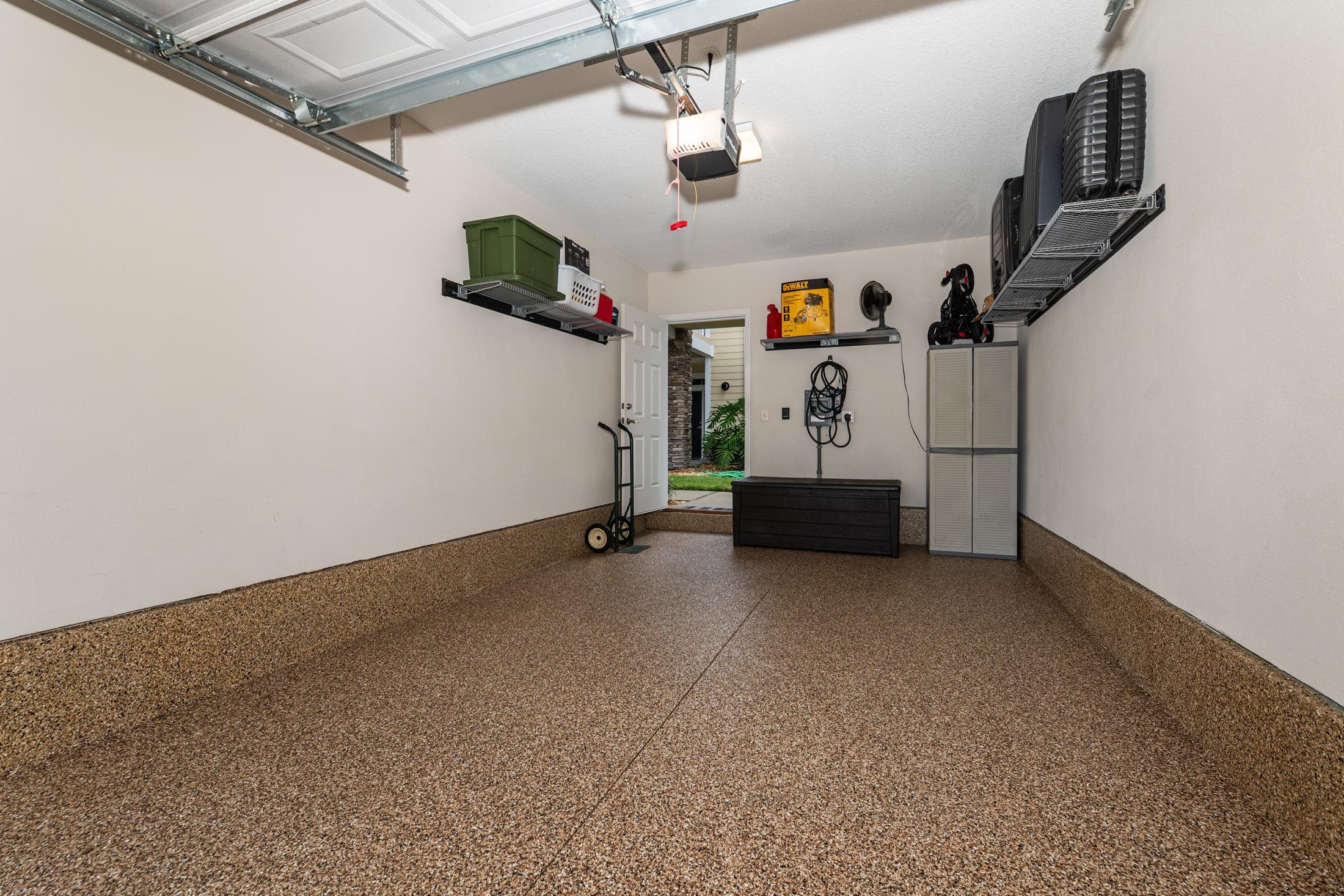 Image 78 of 95 For 335 Shore Cir N 1021