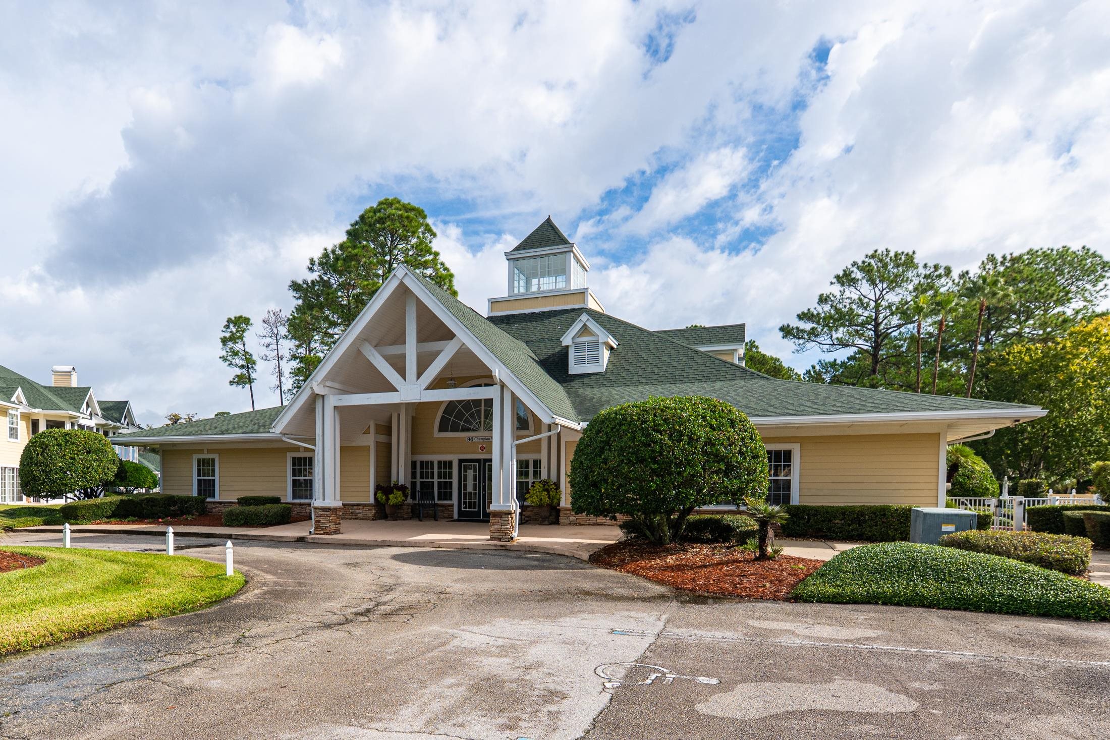 Image 84 of 95 For 335 Shore Cir N 1021