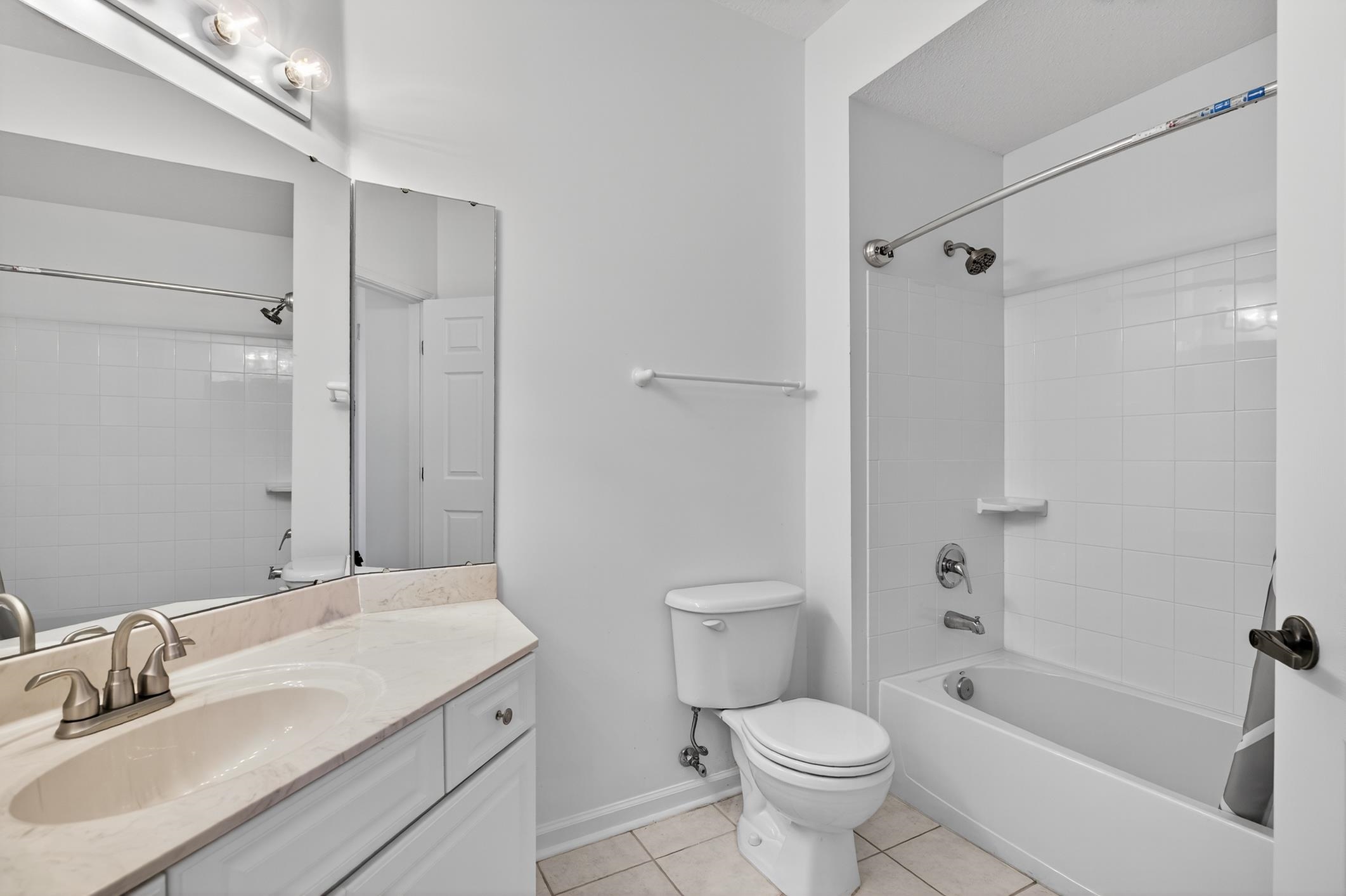 Image 29 of 60 For 3323 Haley Pointe Rd