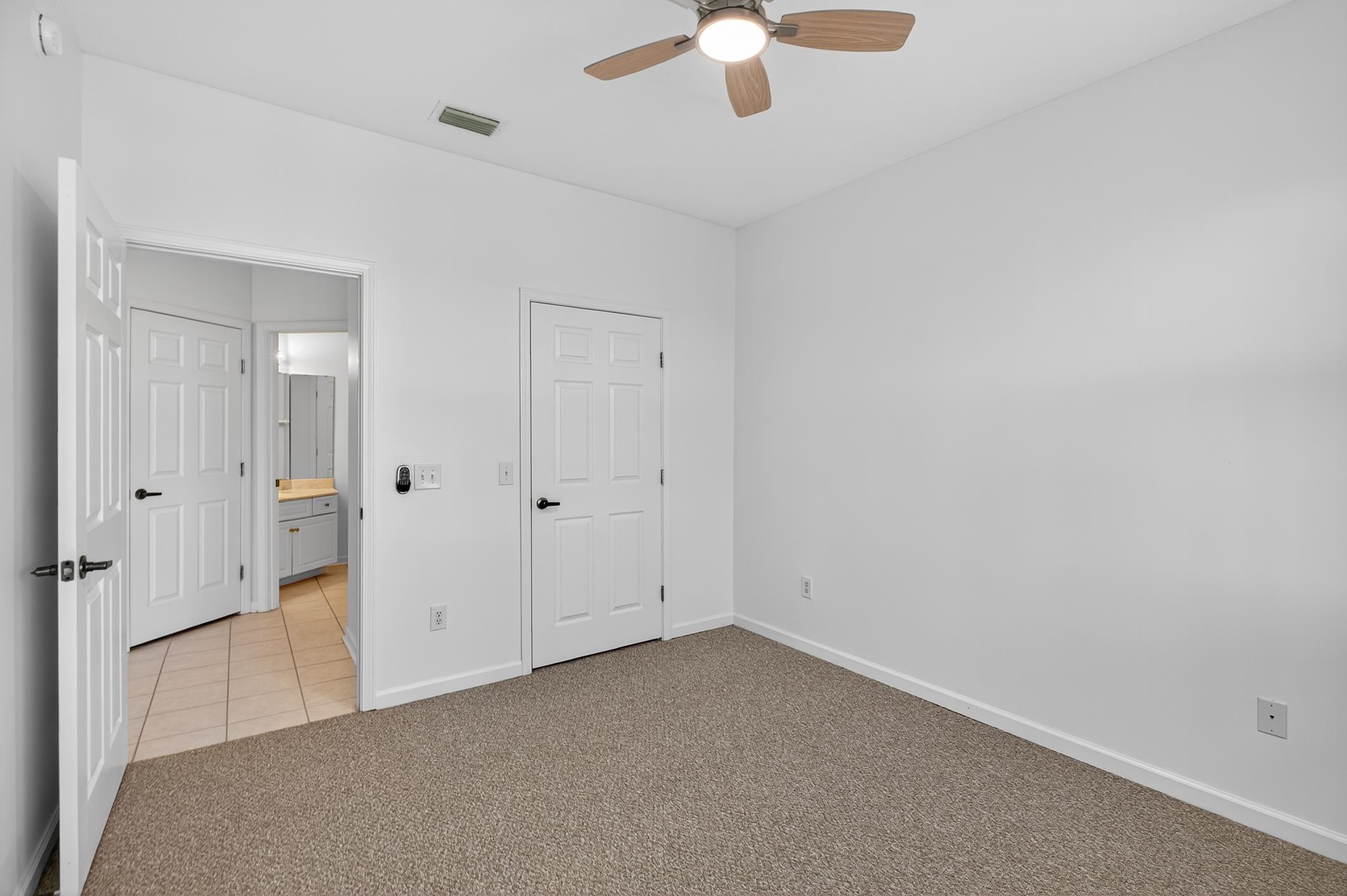 Image 32 of 60 For 3323 Haley Pointe Rd