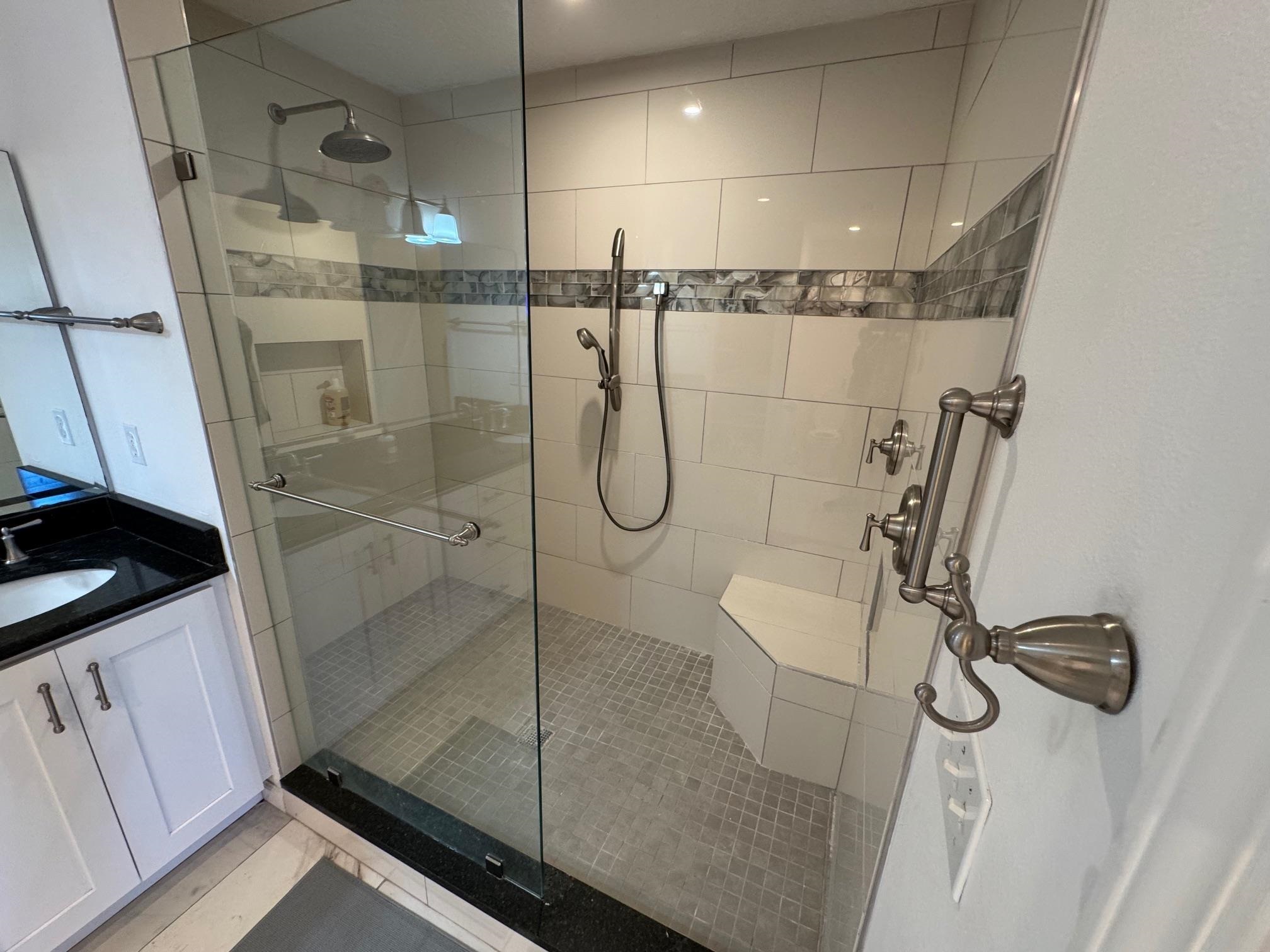 Image 24 of 31 For 264 Gibraltar Ct #309