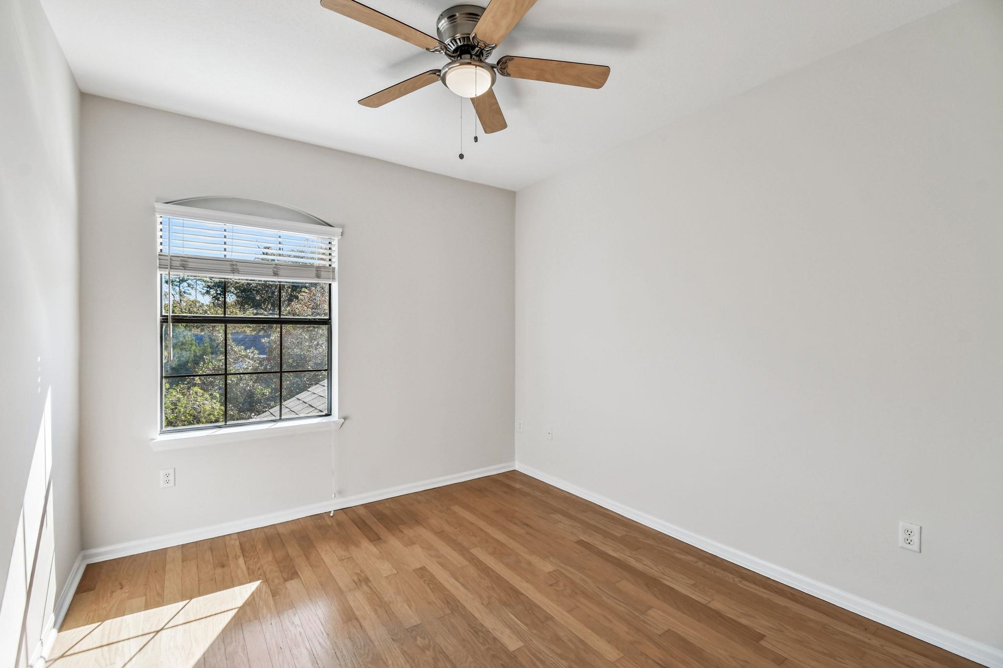 Image 19 of 55 For 4515 Serena Circle