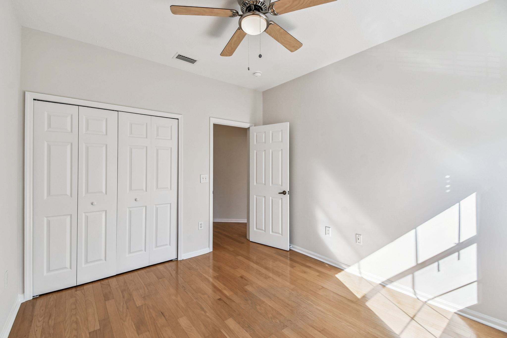 Image 20 of 55 For 4515 Serena Circle