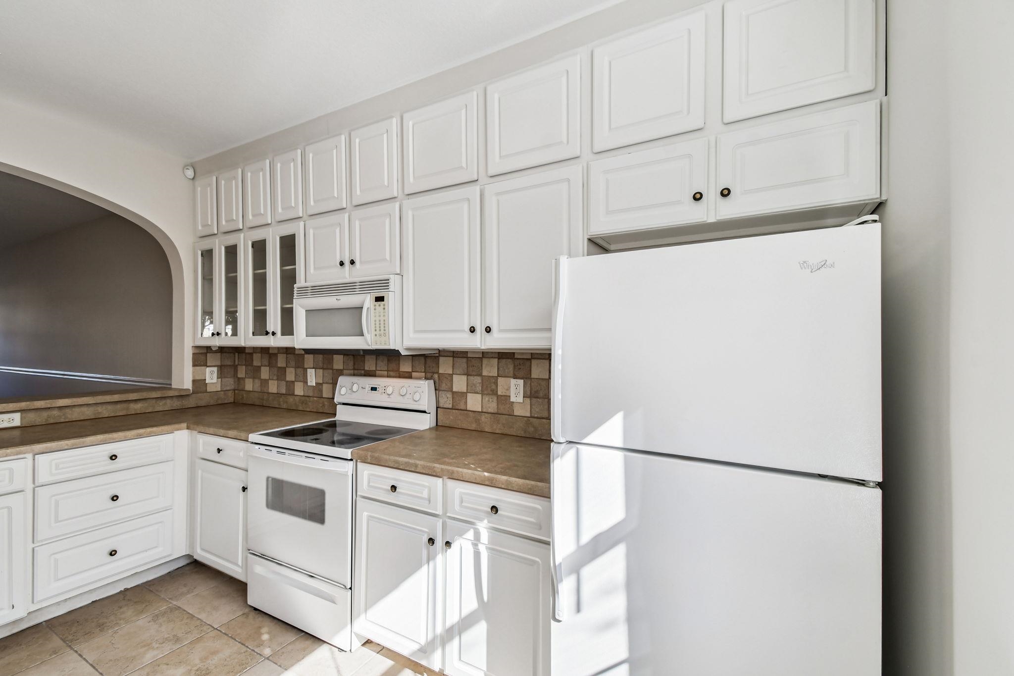 Image 7 of 55 For 4515 Serena Circle