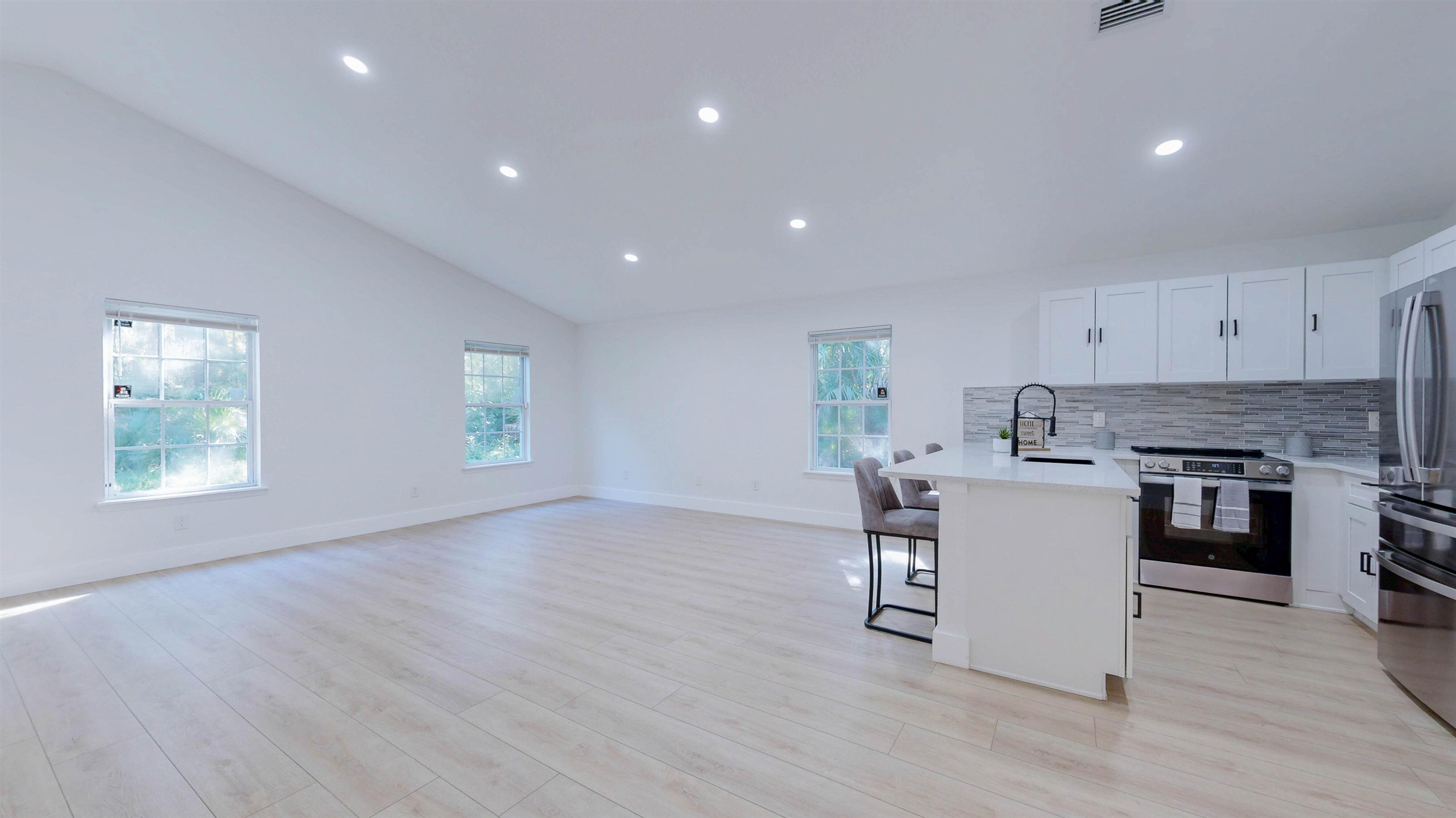 Image 7 of 24 For 1125 Tocoi Rd